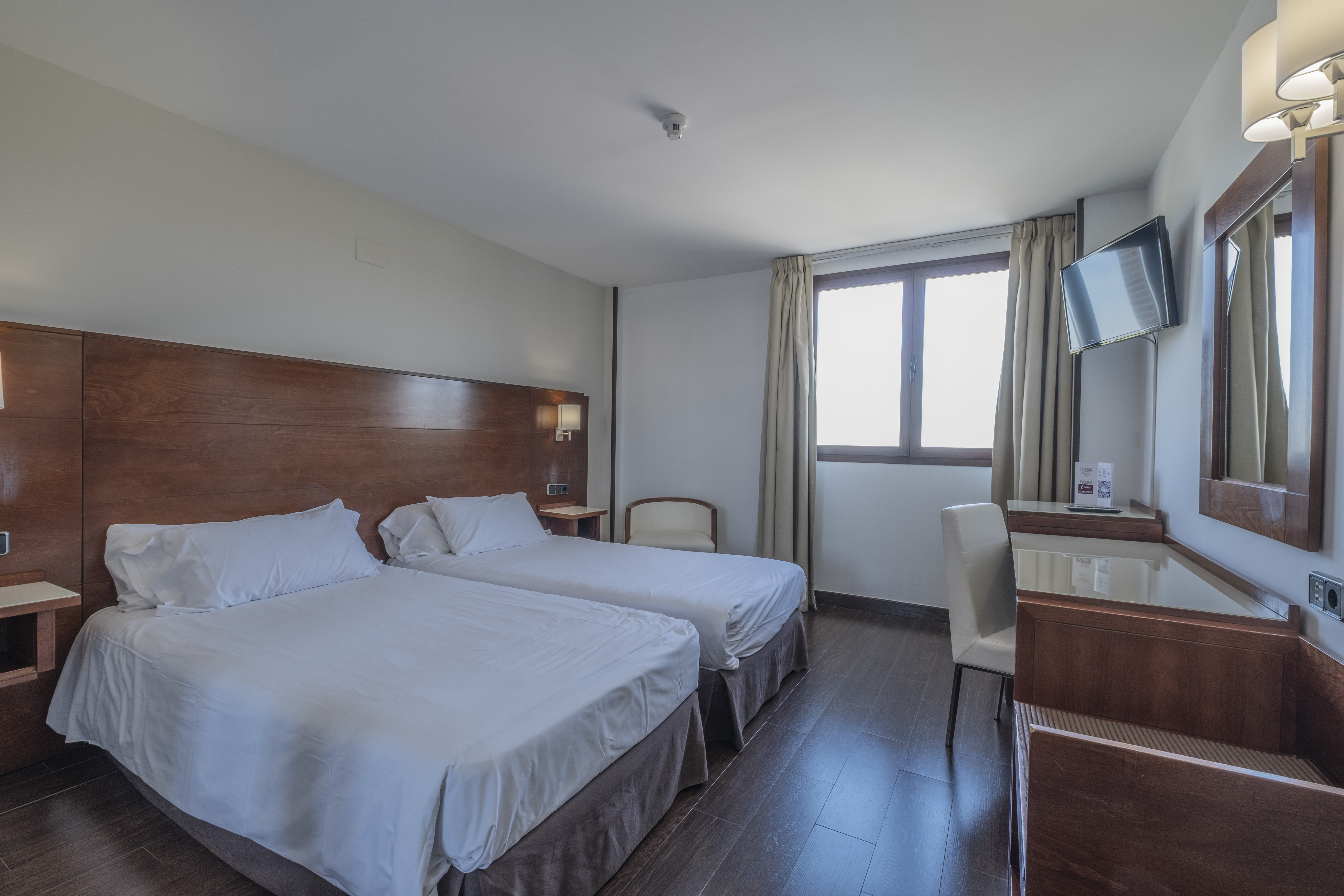 Double or Twin Standard