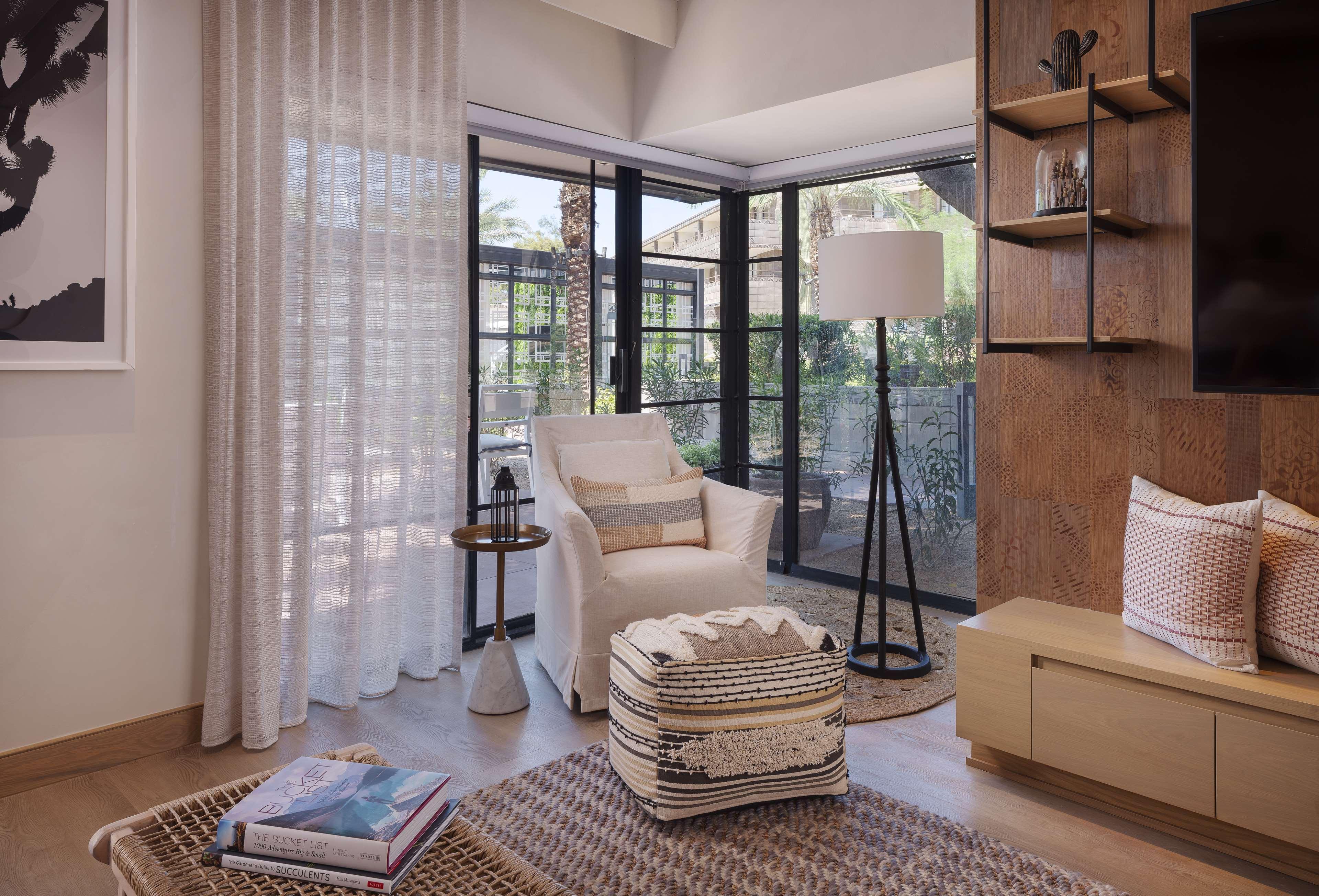 House Three Bedrooms Three Bathrooms