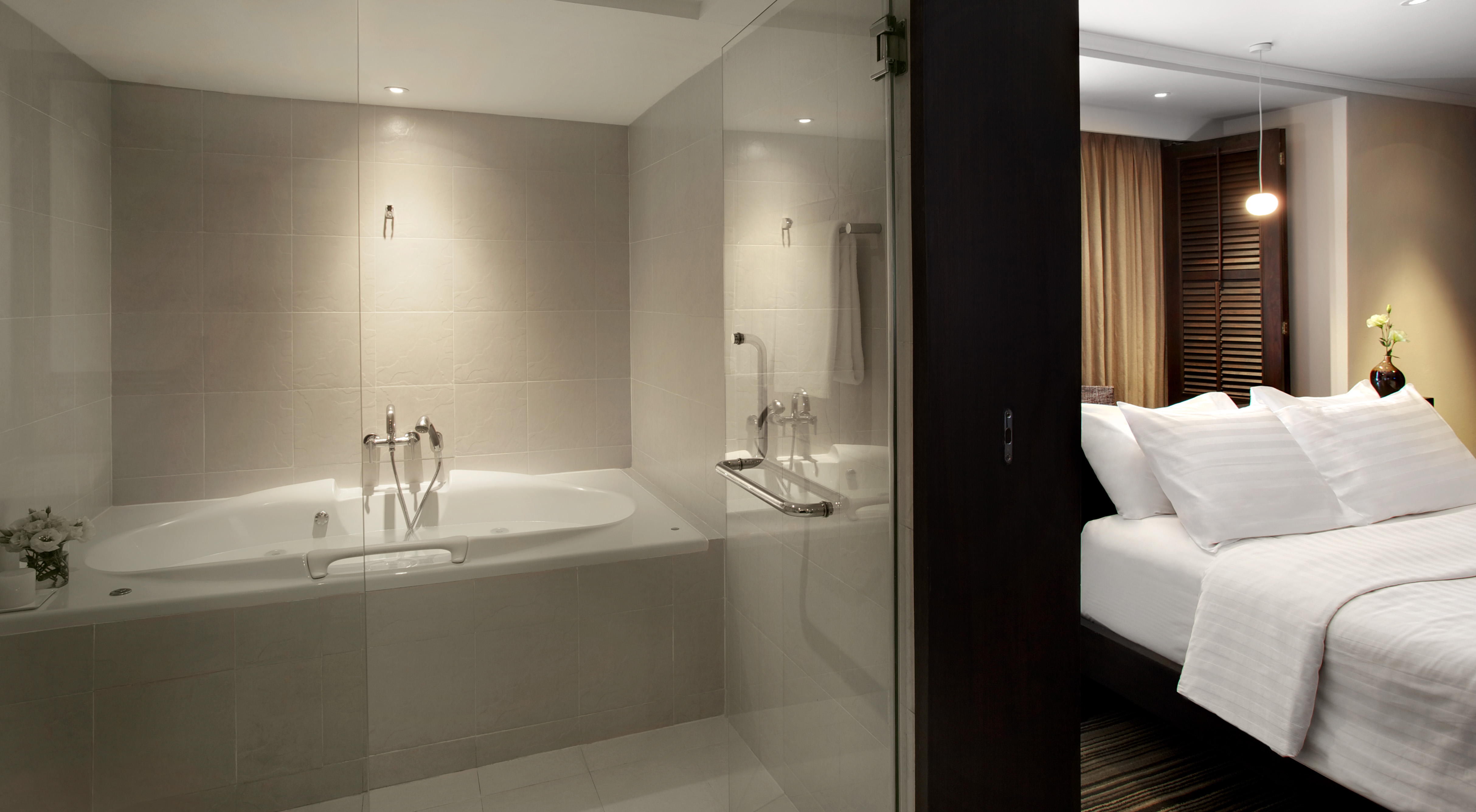 Suite with Jacuzzi