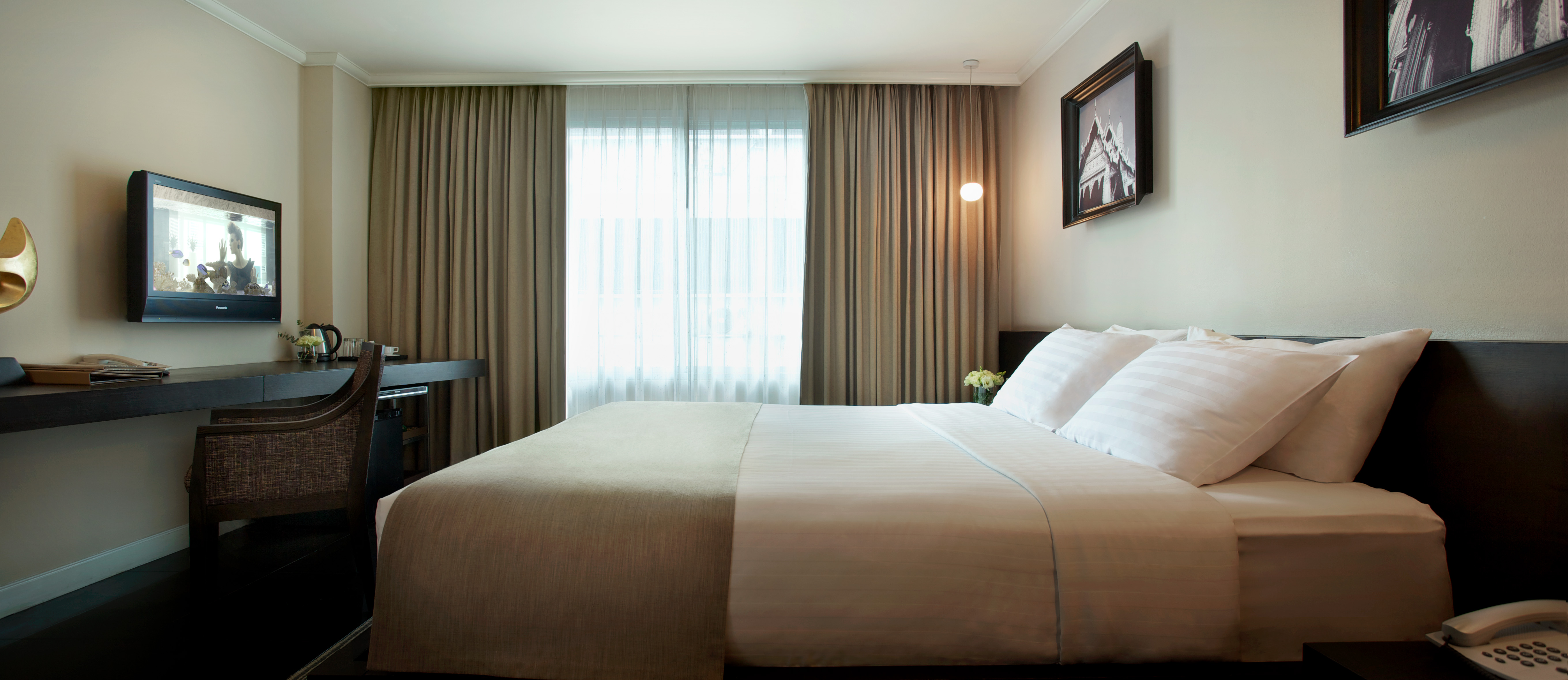 Double or Twin Deluxe