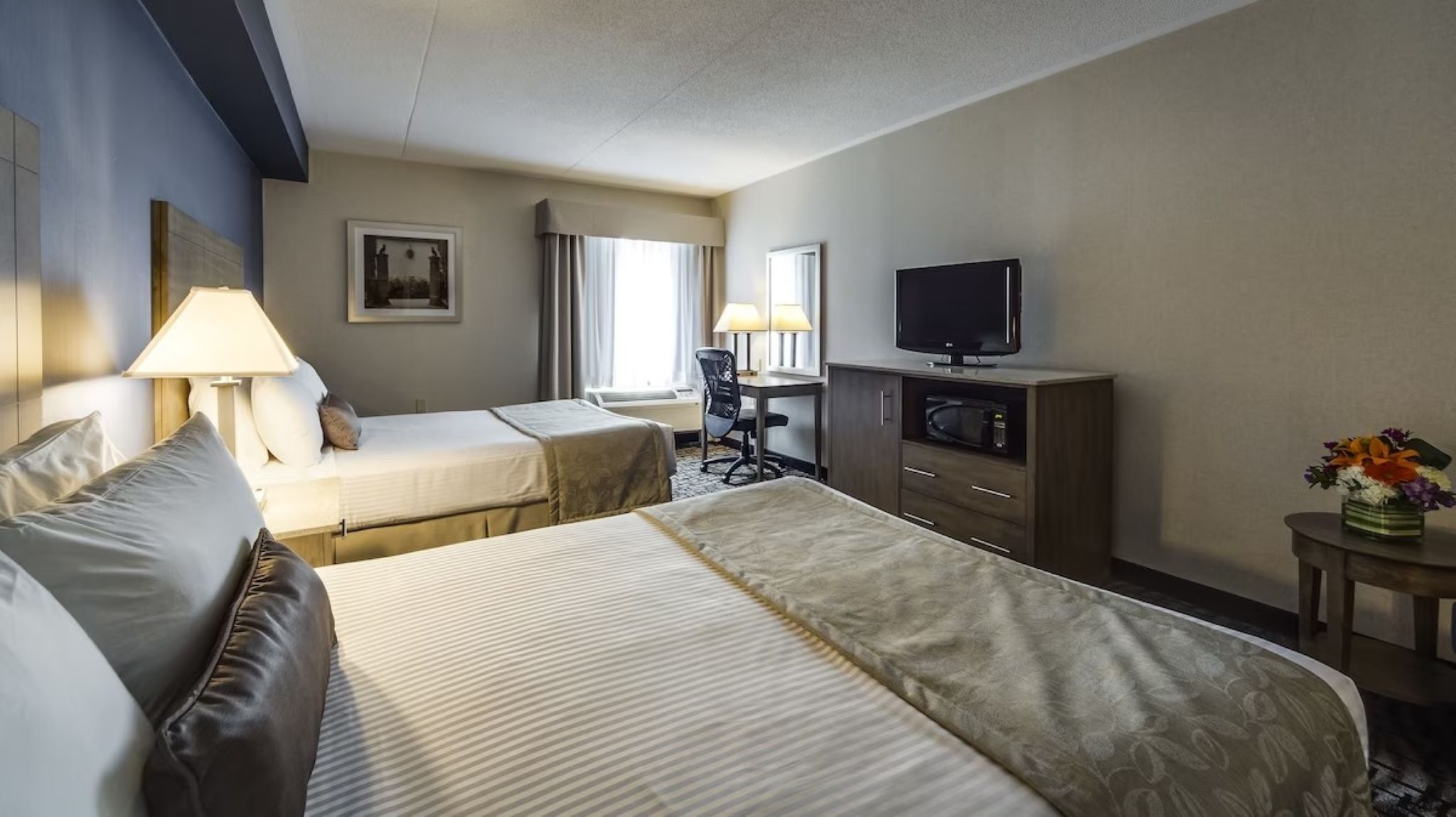 Double Queen Size Bed