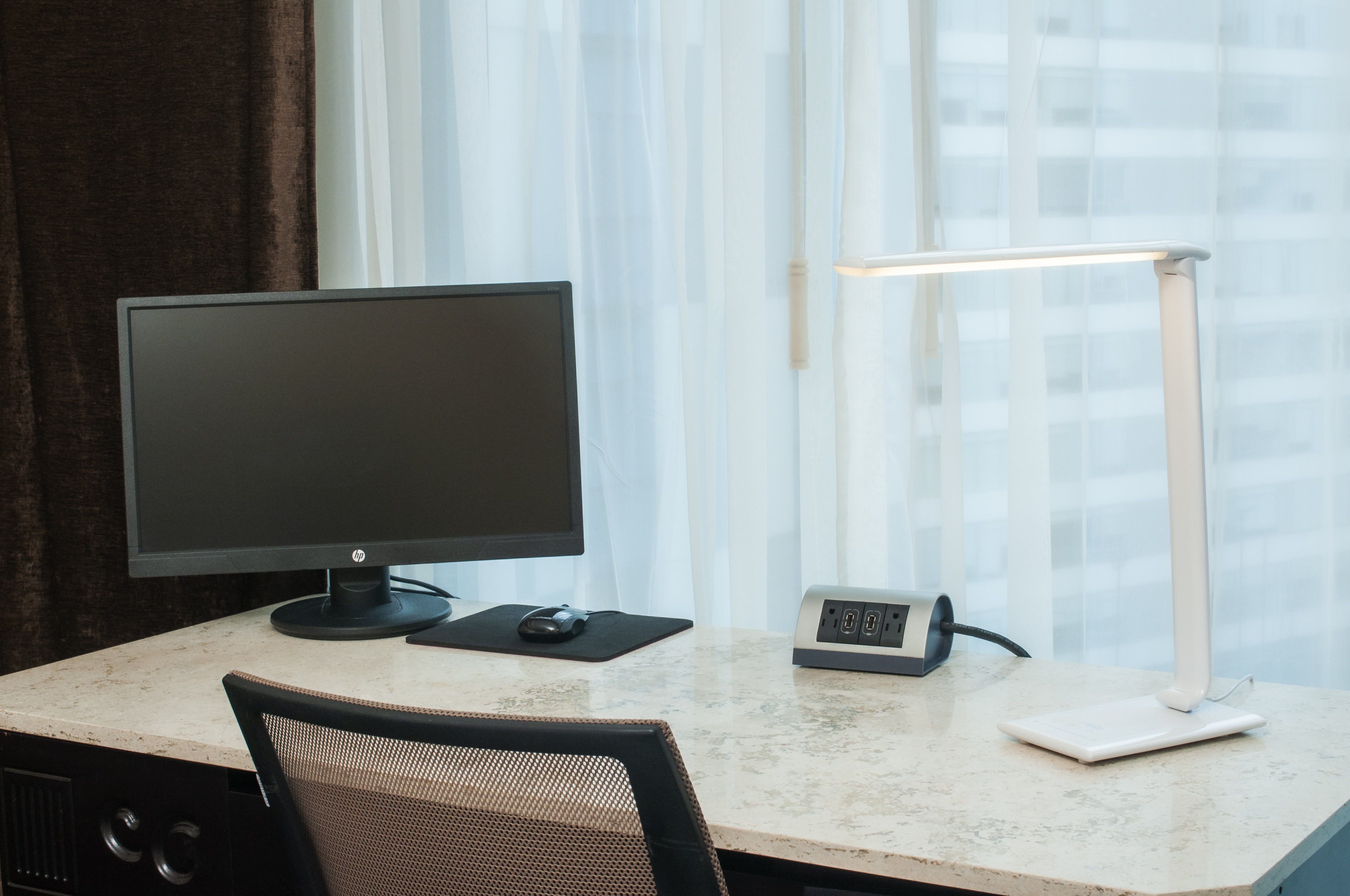 Double Executive Queen Bed