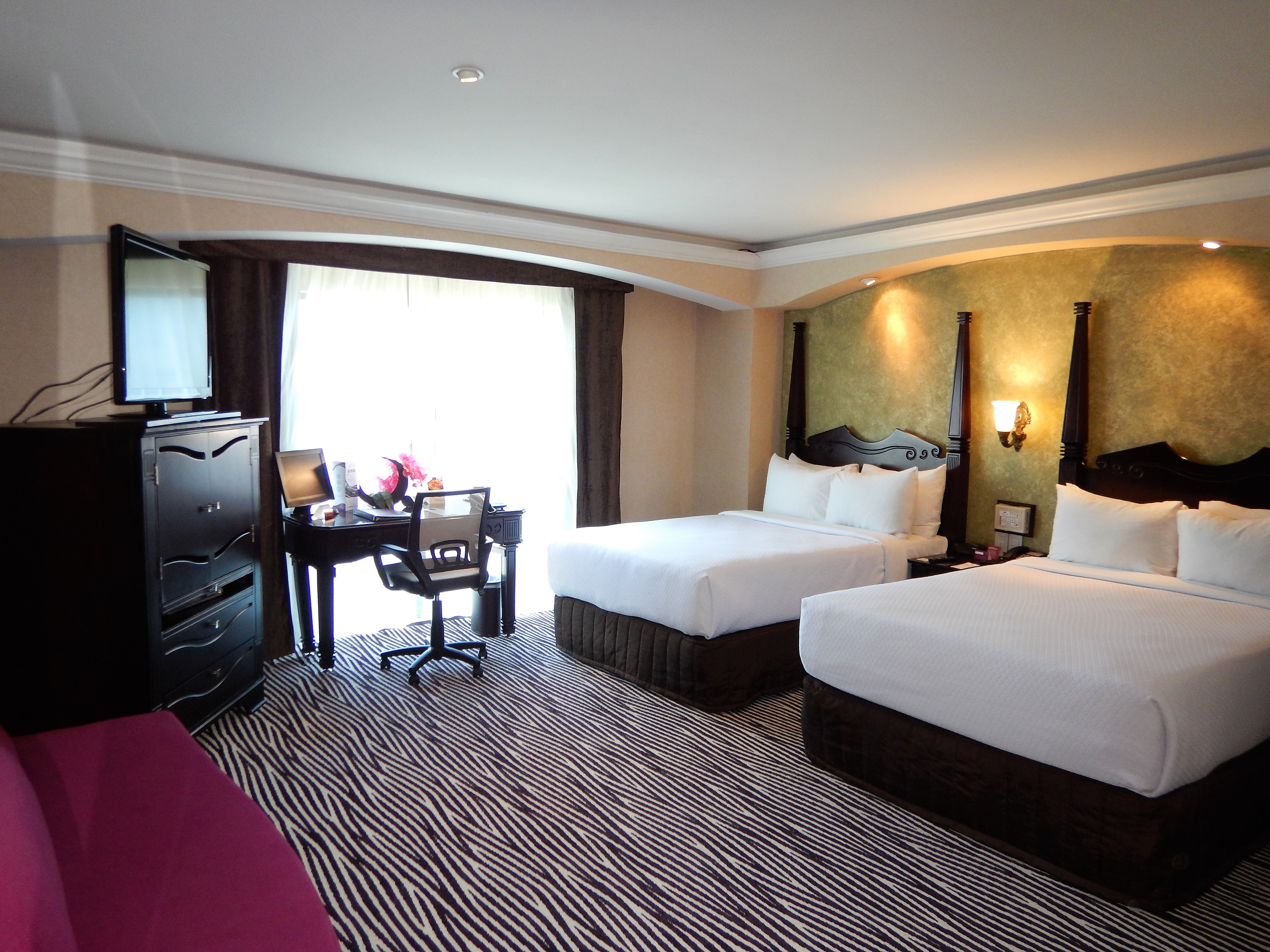 Double King Size Bed