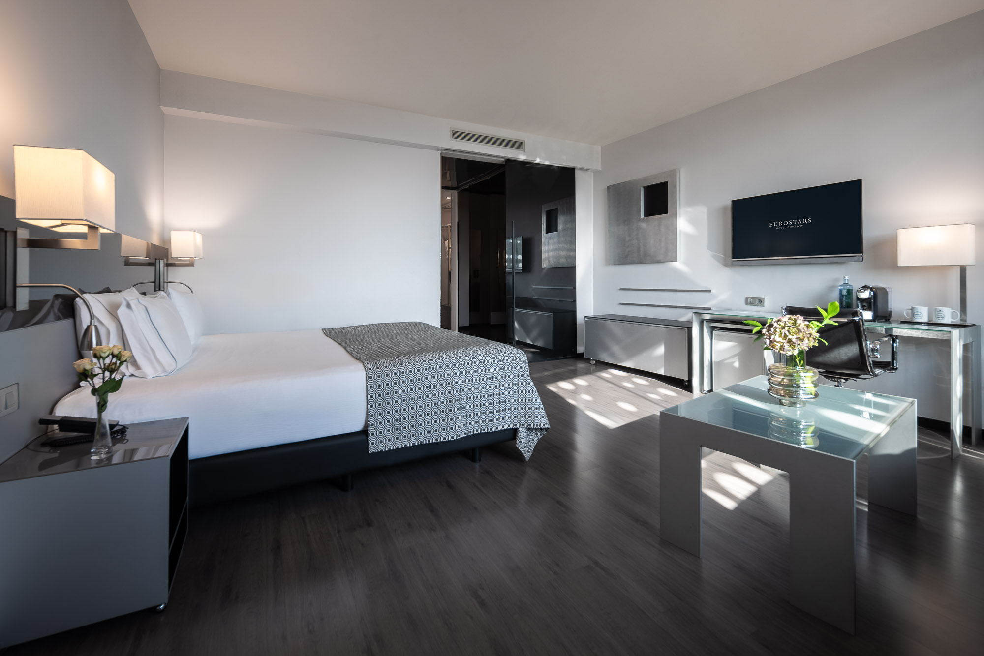 Double or Twin Deluxe