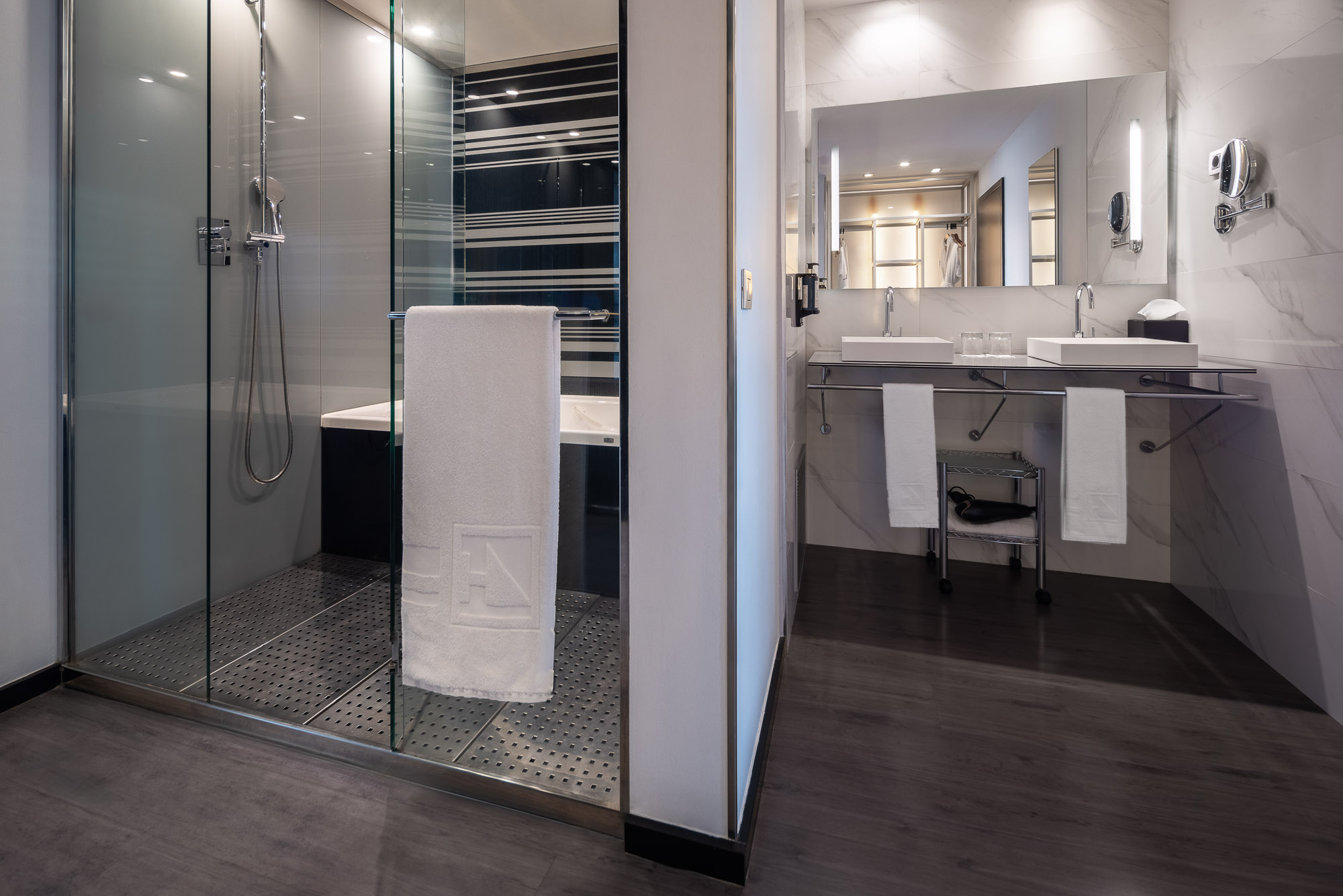 Double or Twin Deluxe