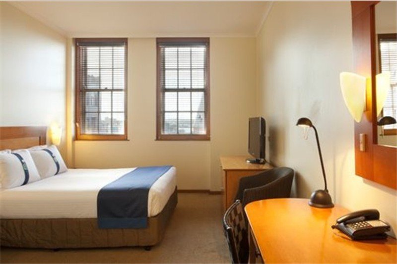 Double Queen Size Bed