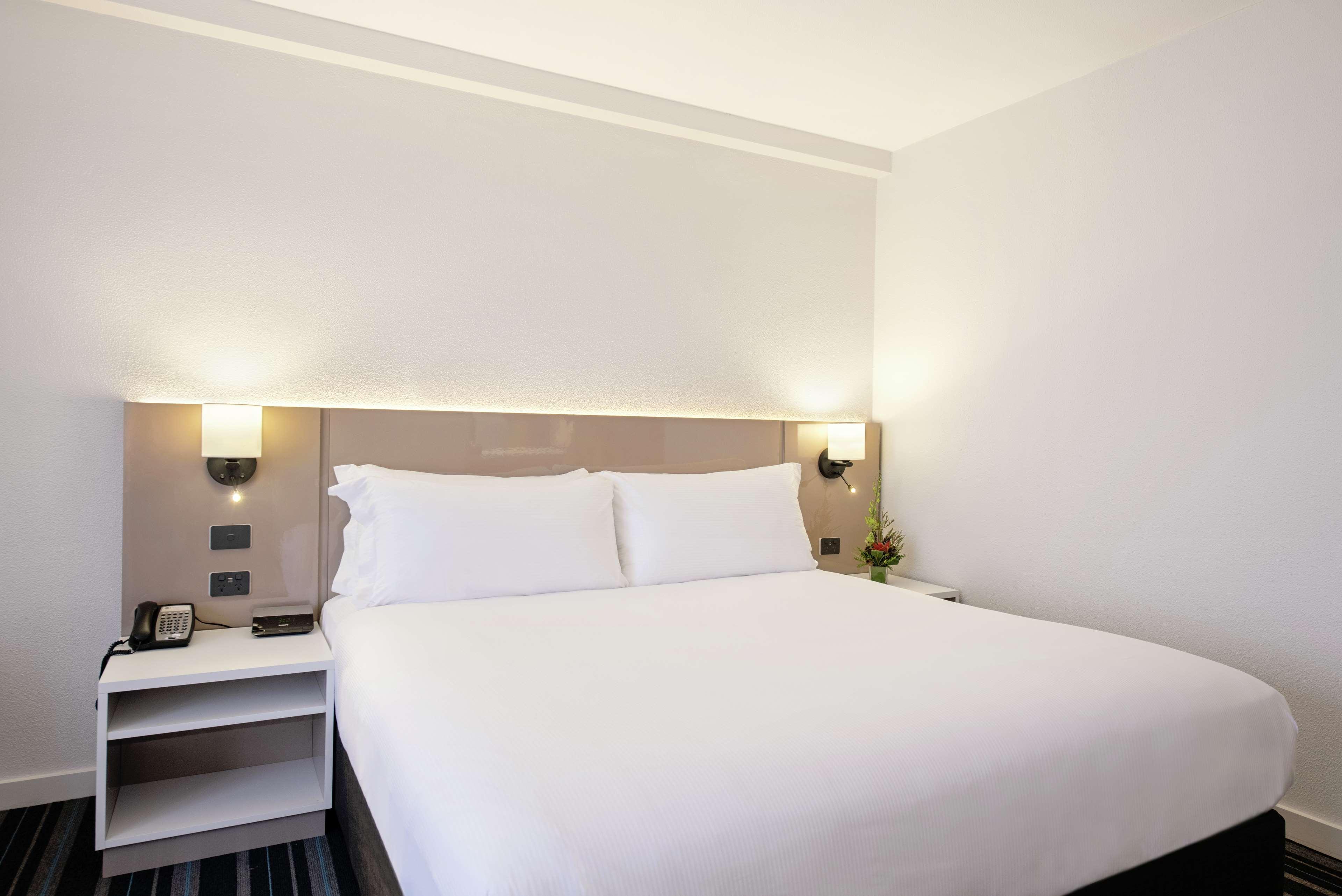 Double Guest Room King Bed