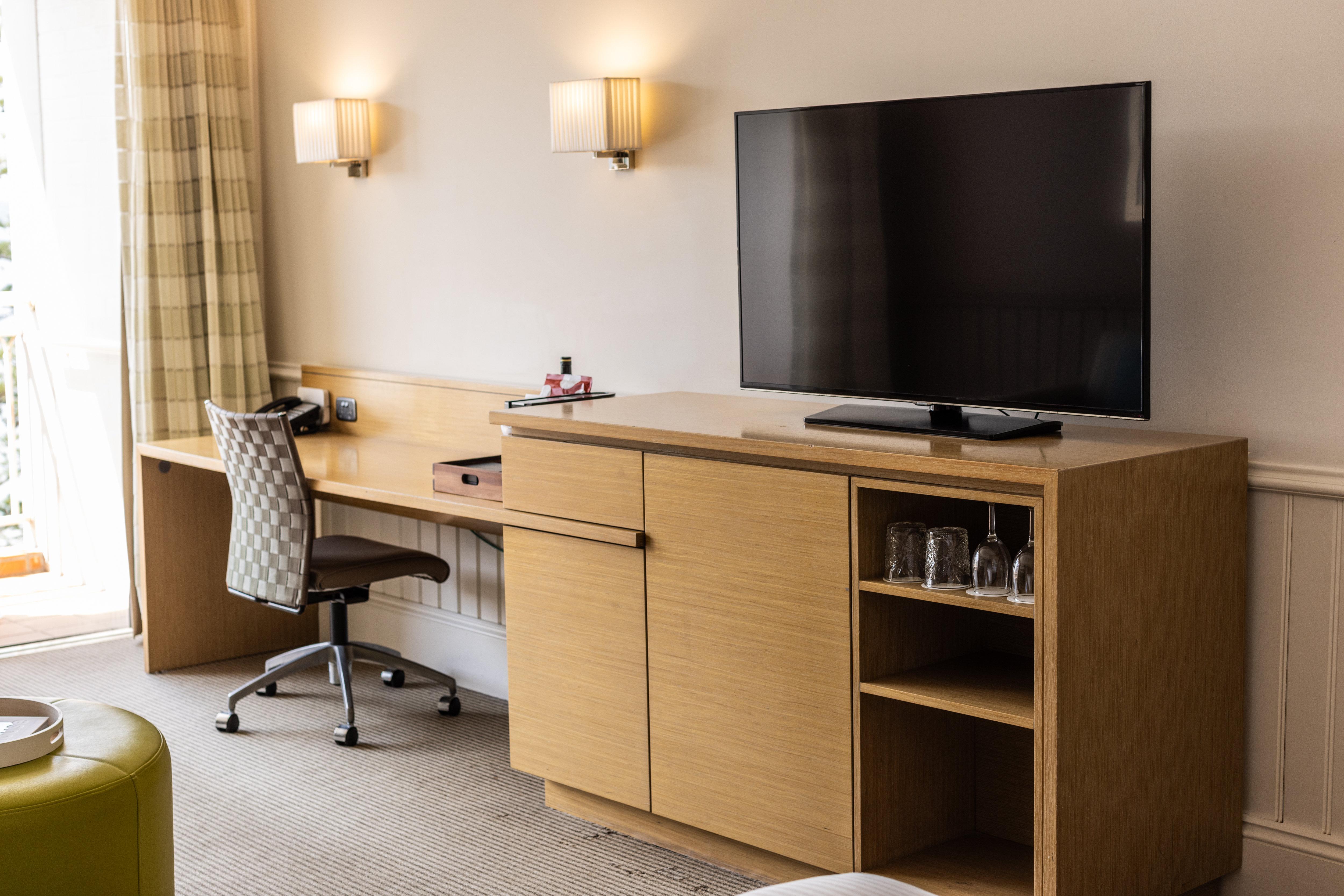 Double Pool View King Bed