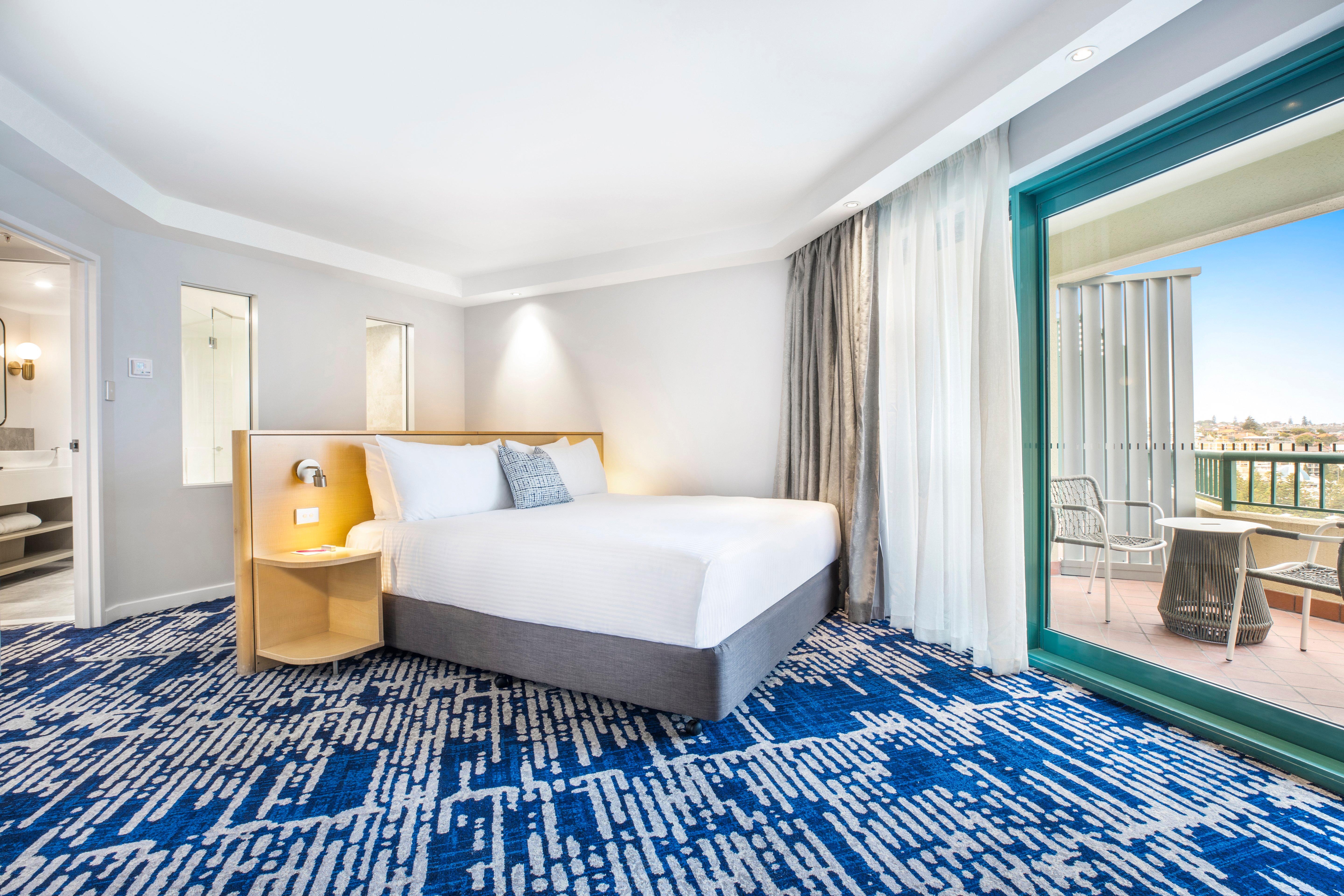 Suite Ocean Front King Bed