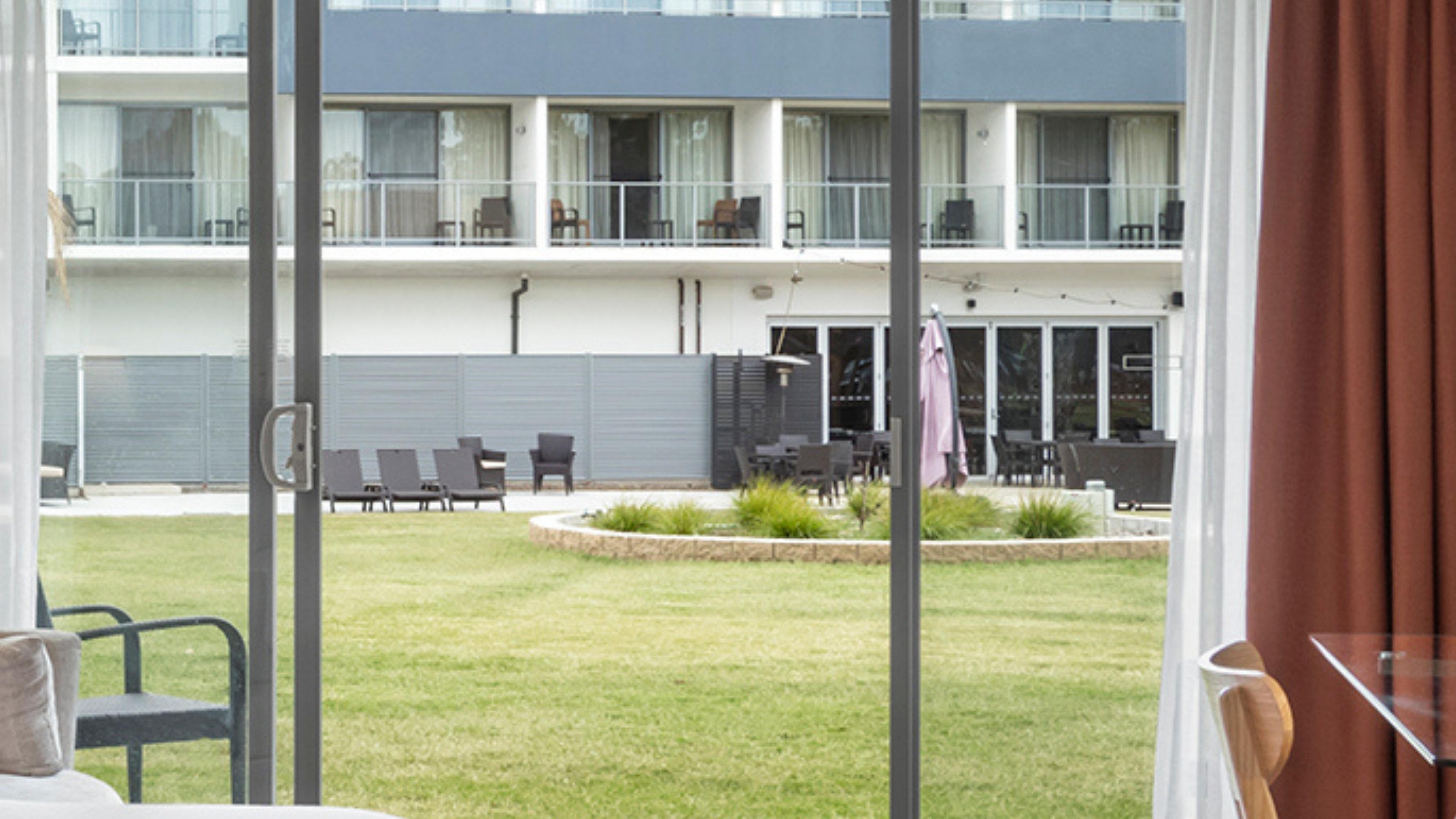 Double Accessible King Size Bed