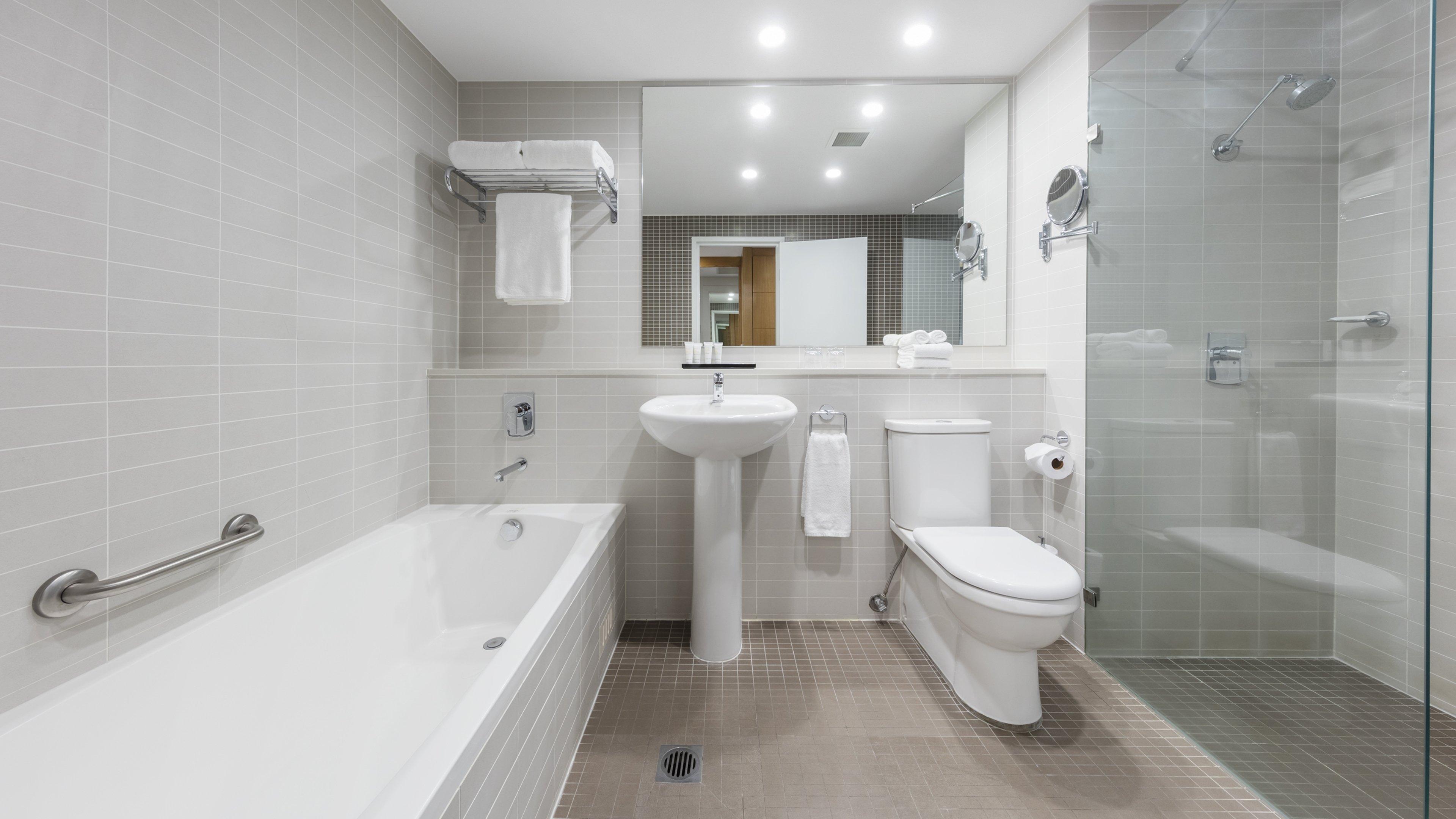 Double Pool View King Bed