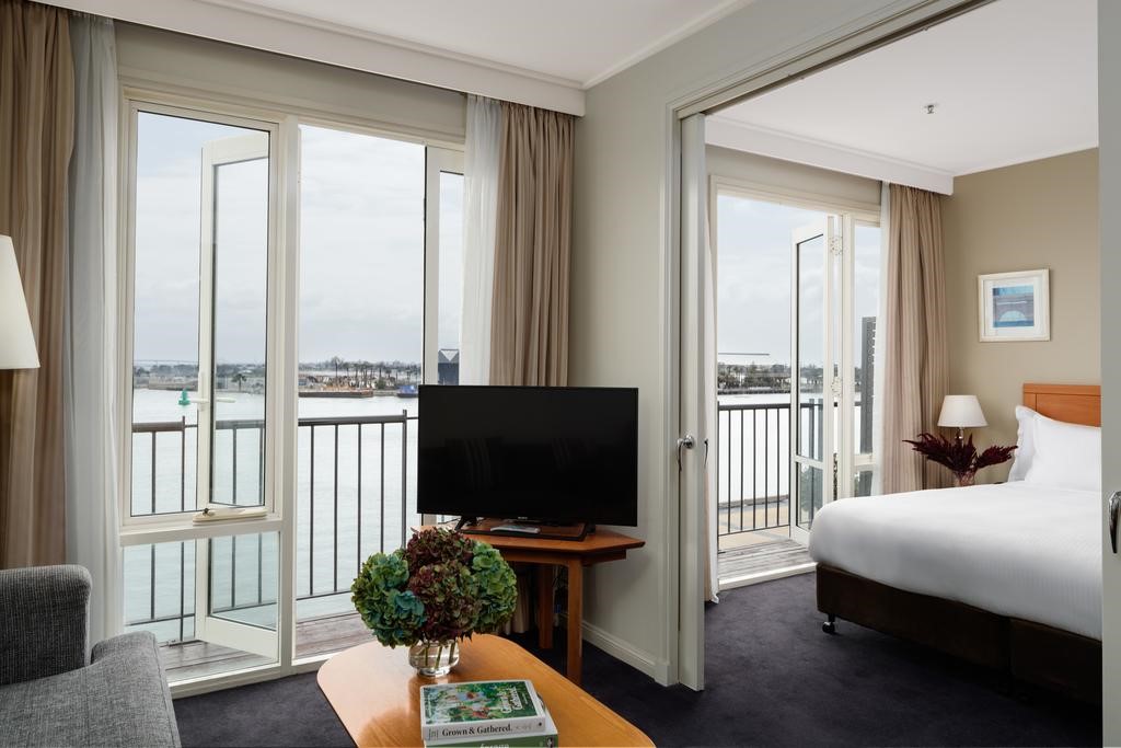 Suite Harbour View