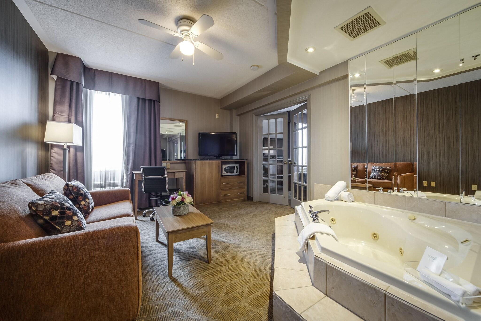 Suite Deluxe King Bed