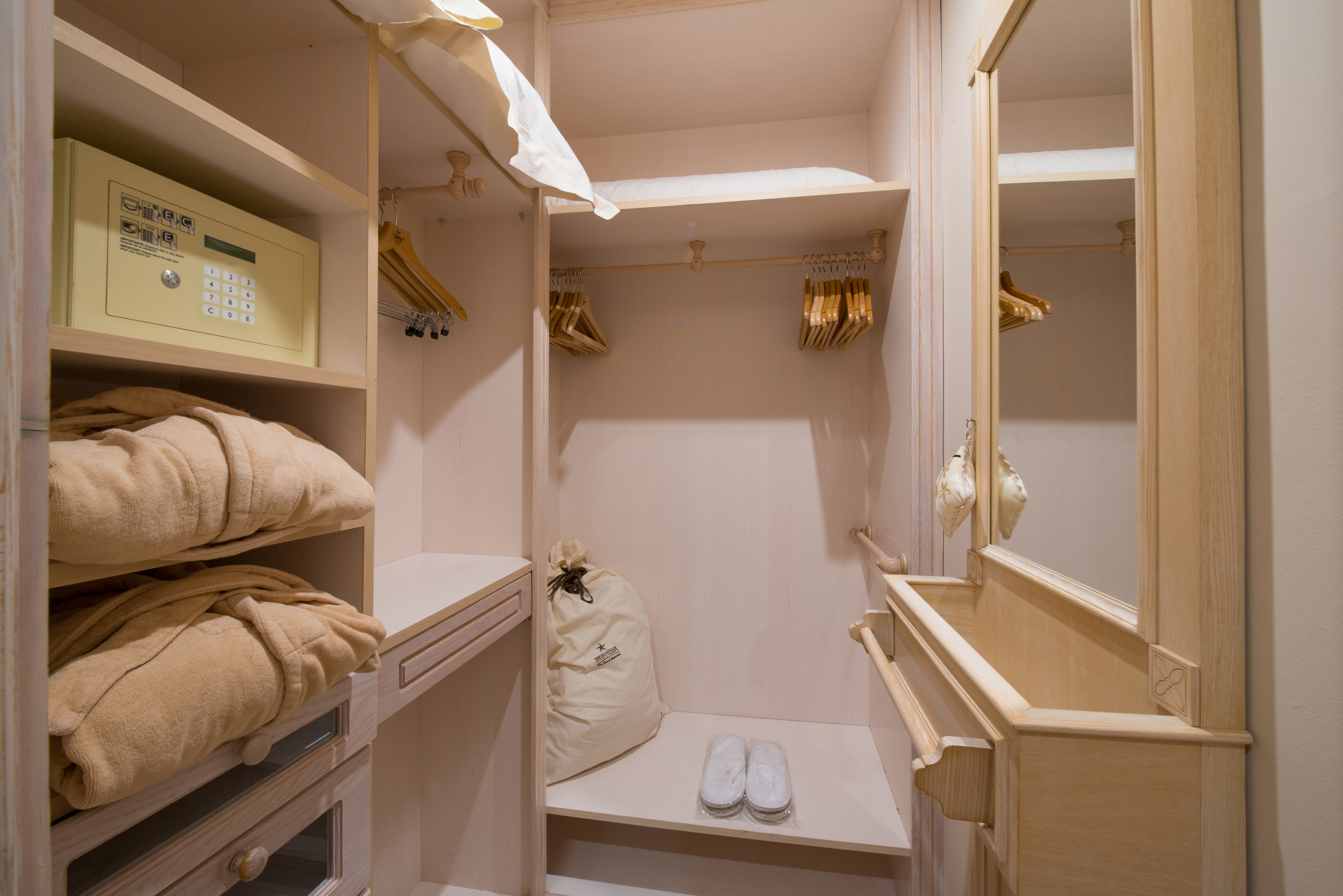 Junior Suite Standard