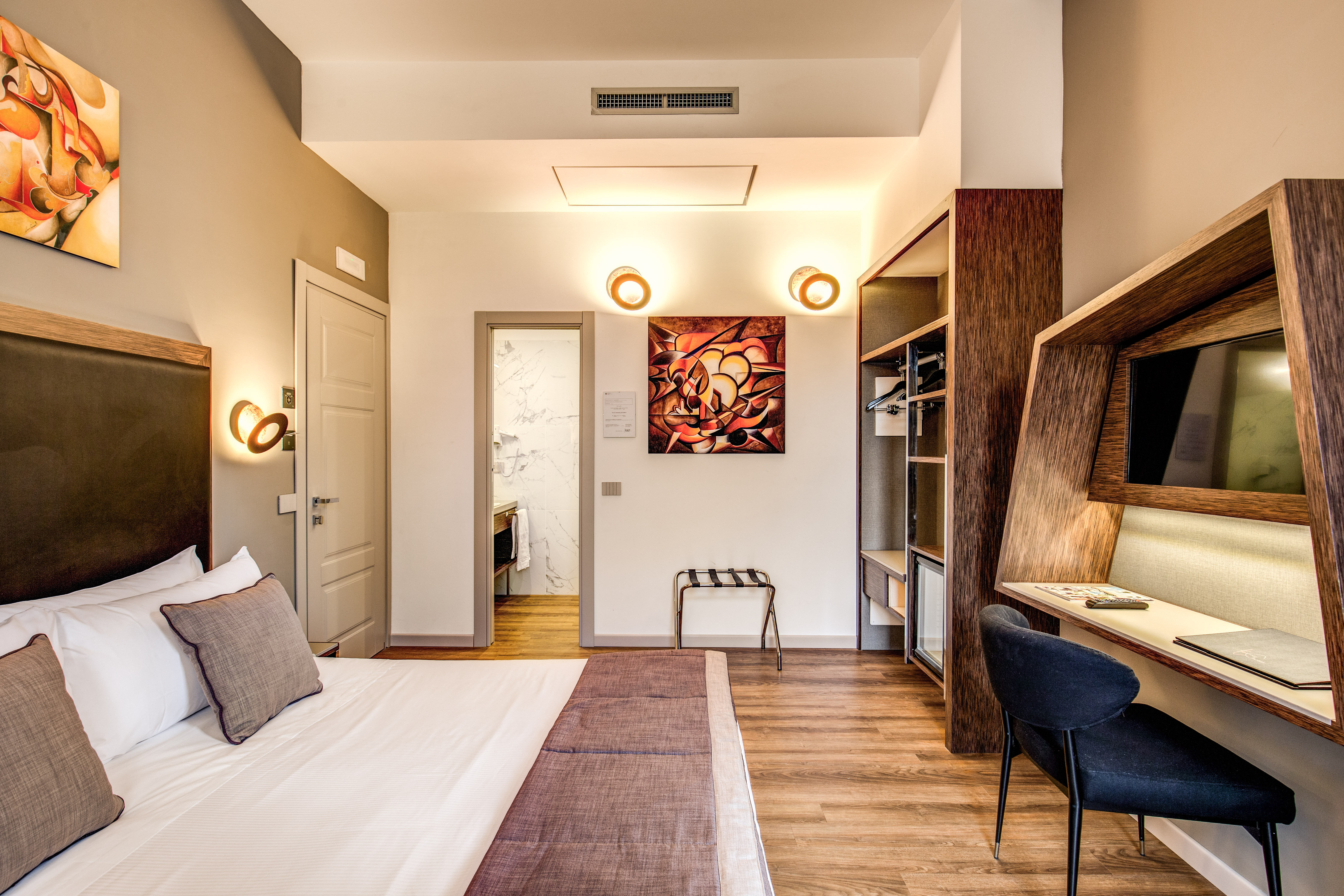 Double or Twin Standard