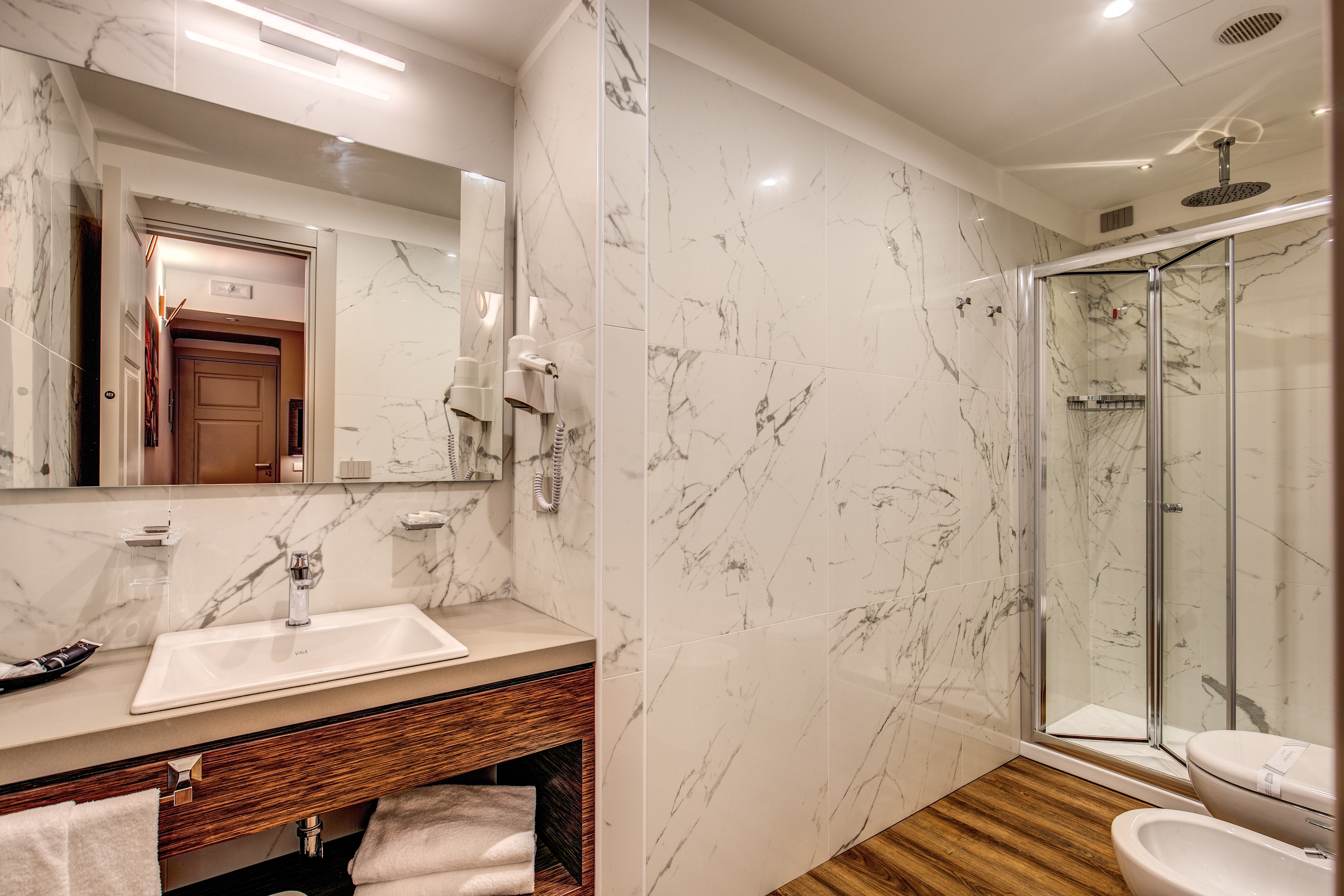 Double or Twin Standard