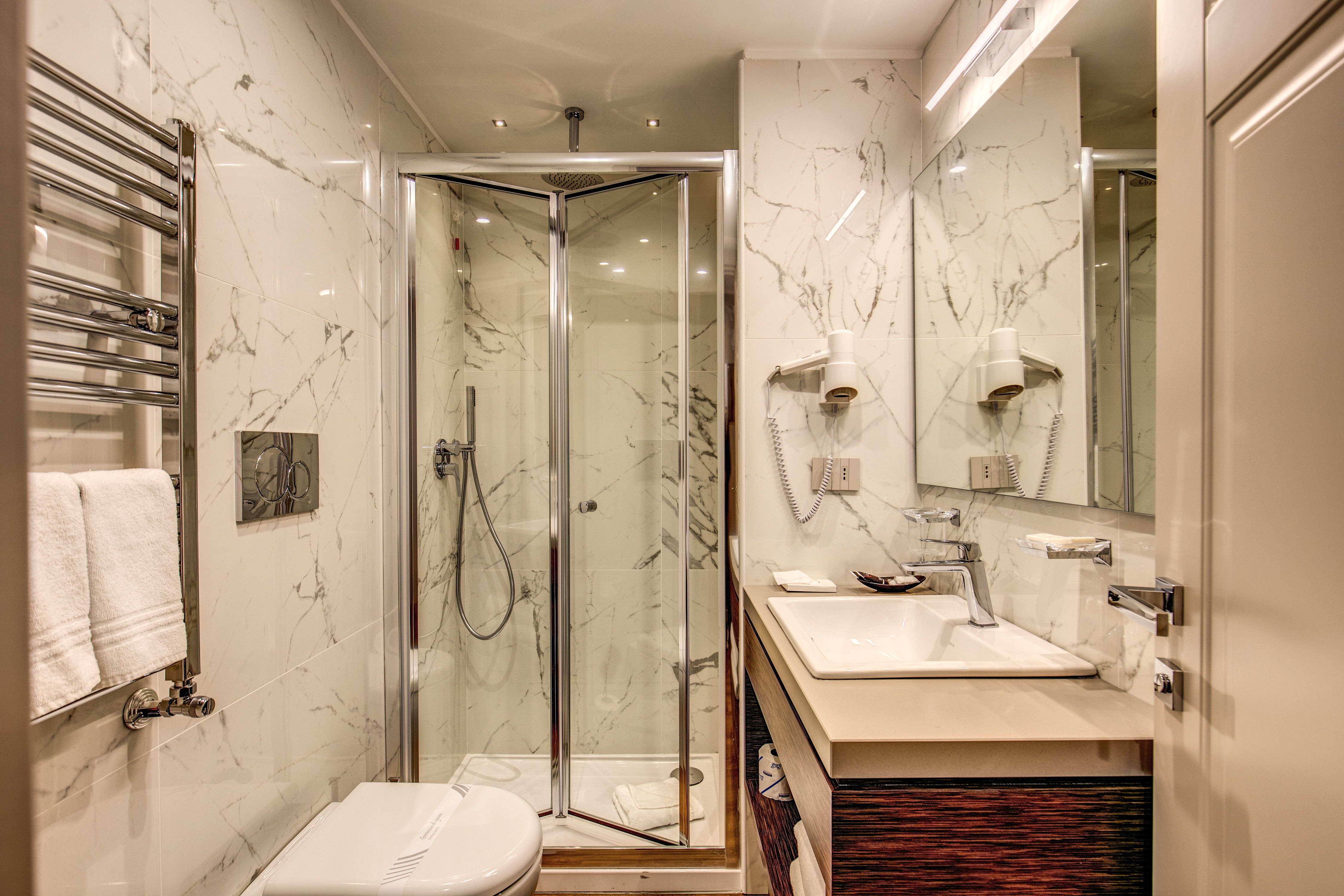 Double or Twin Standard