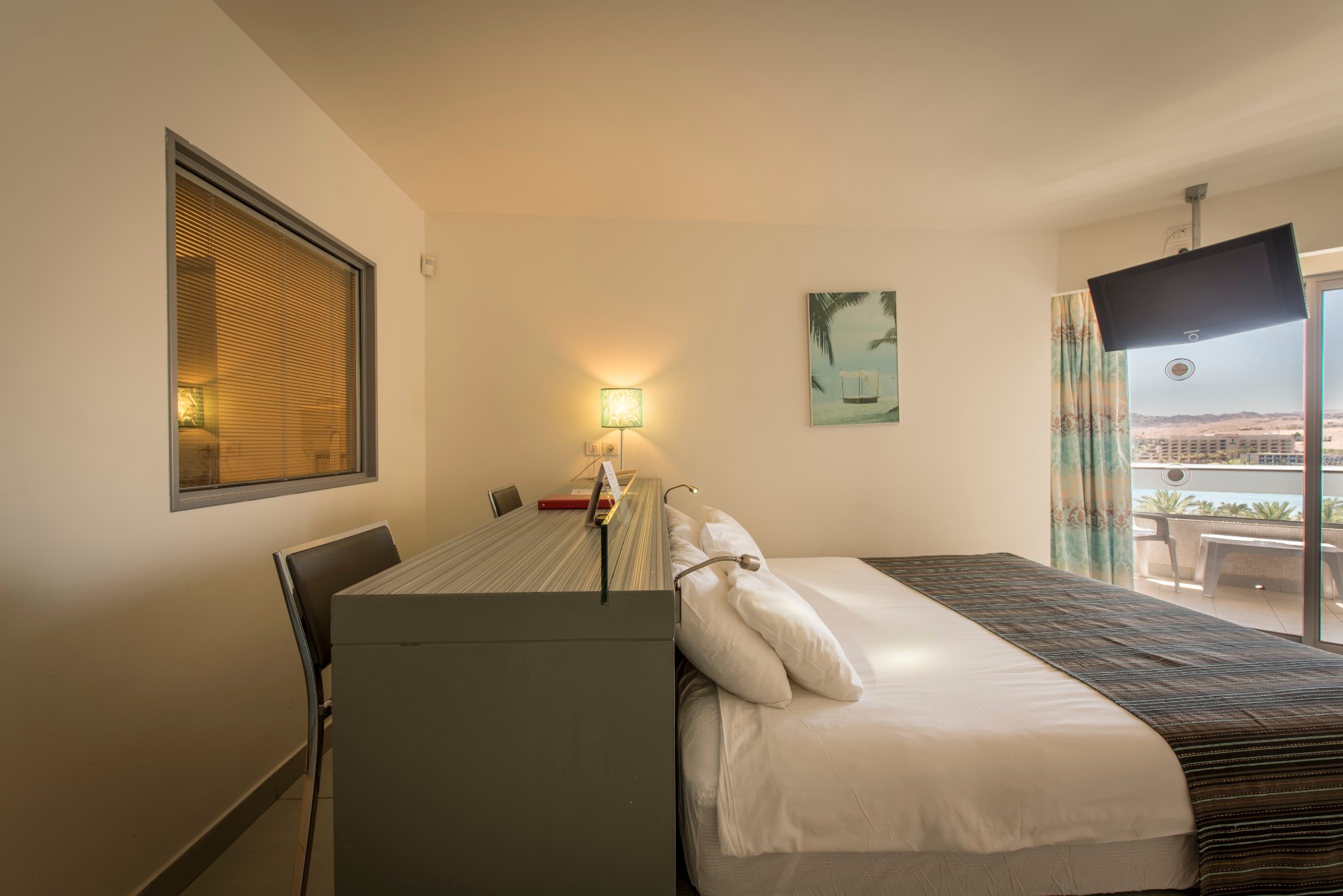 Double or Twin Standard