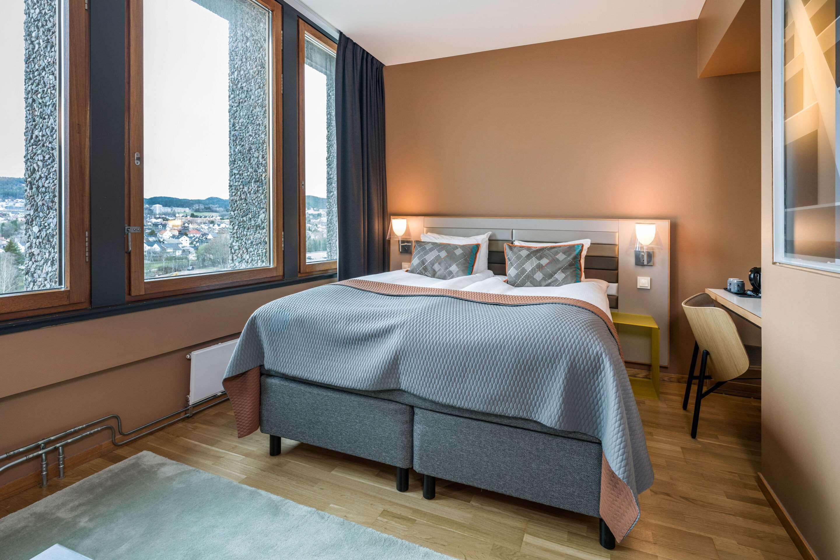 Double or Twin Superior