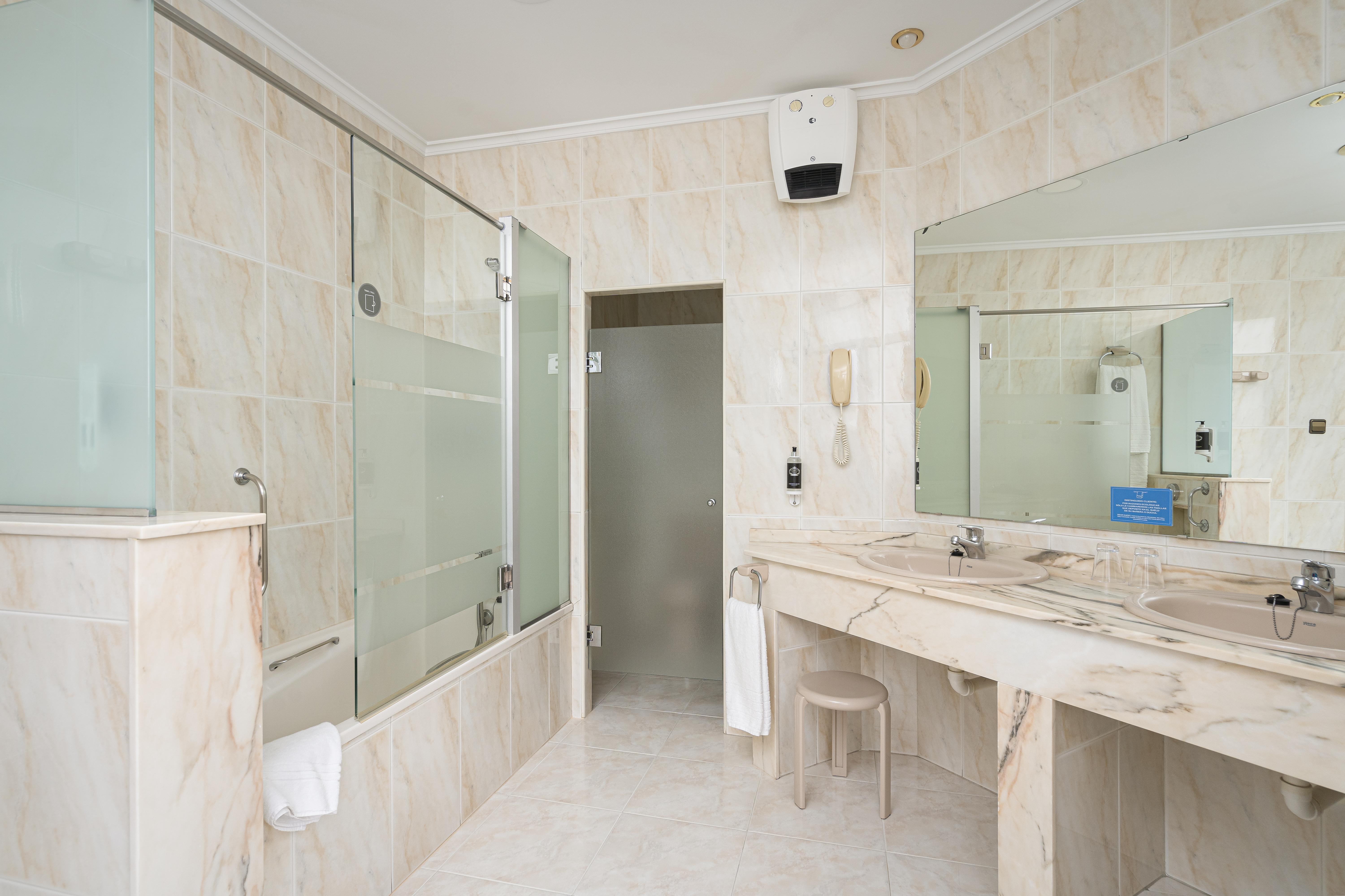 Double Single Premium