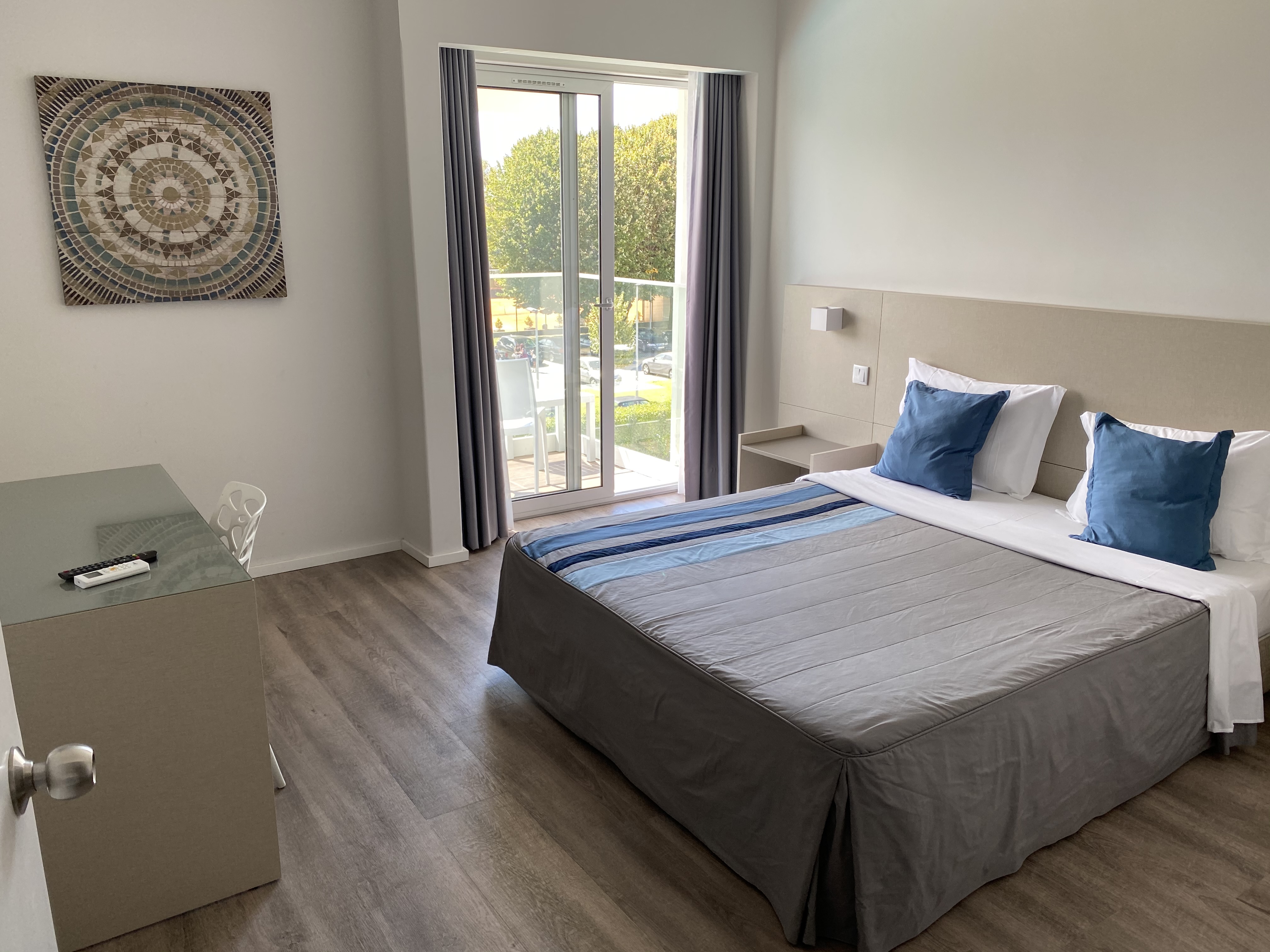 Double or Twin Standard