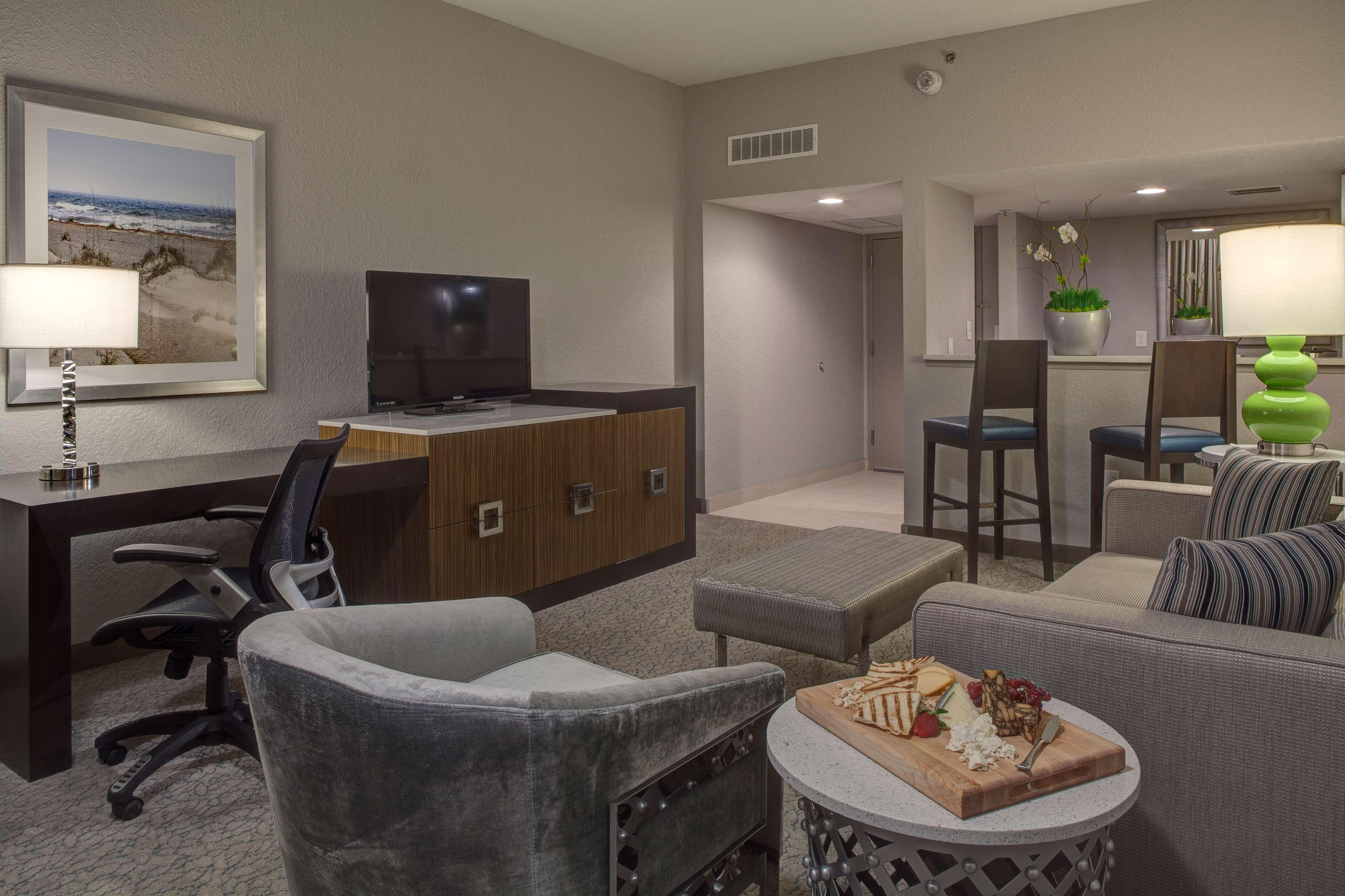 Studio Deluxe King Bed