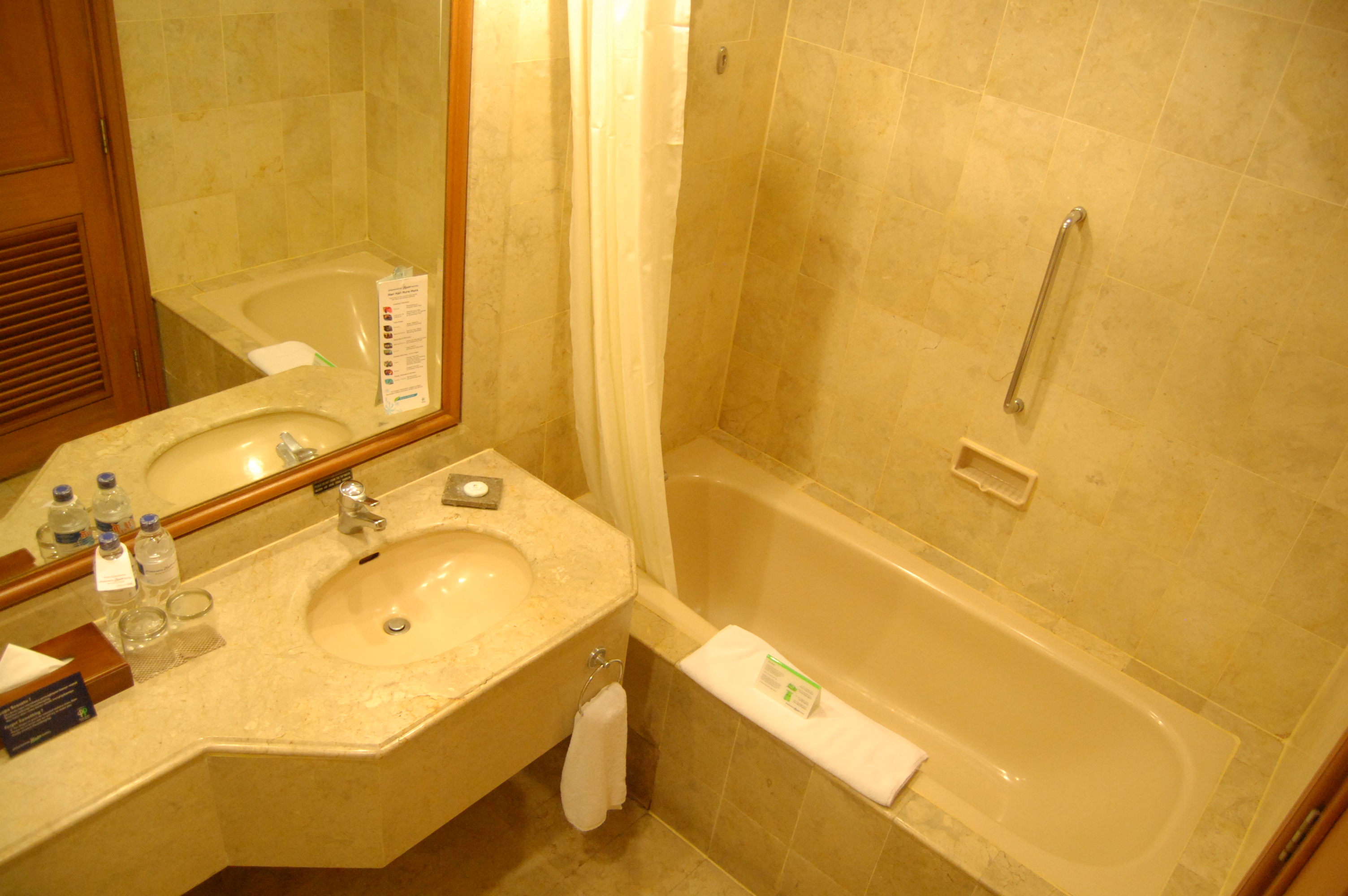 Double Deluxe Pool View