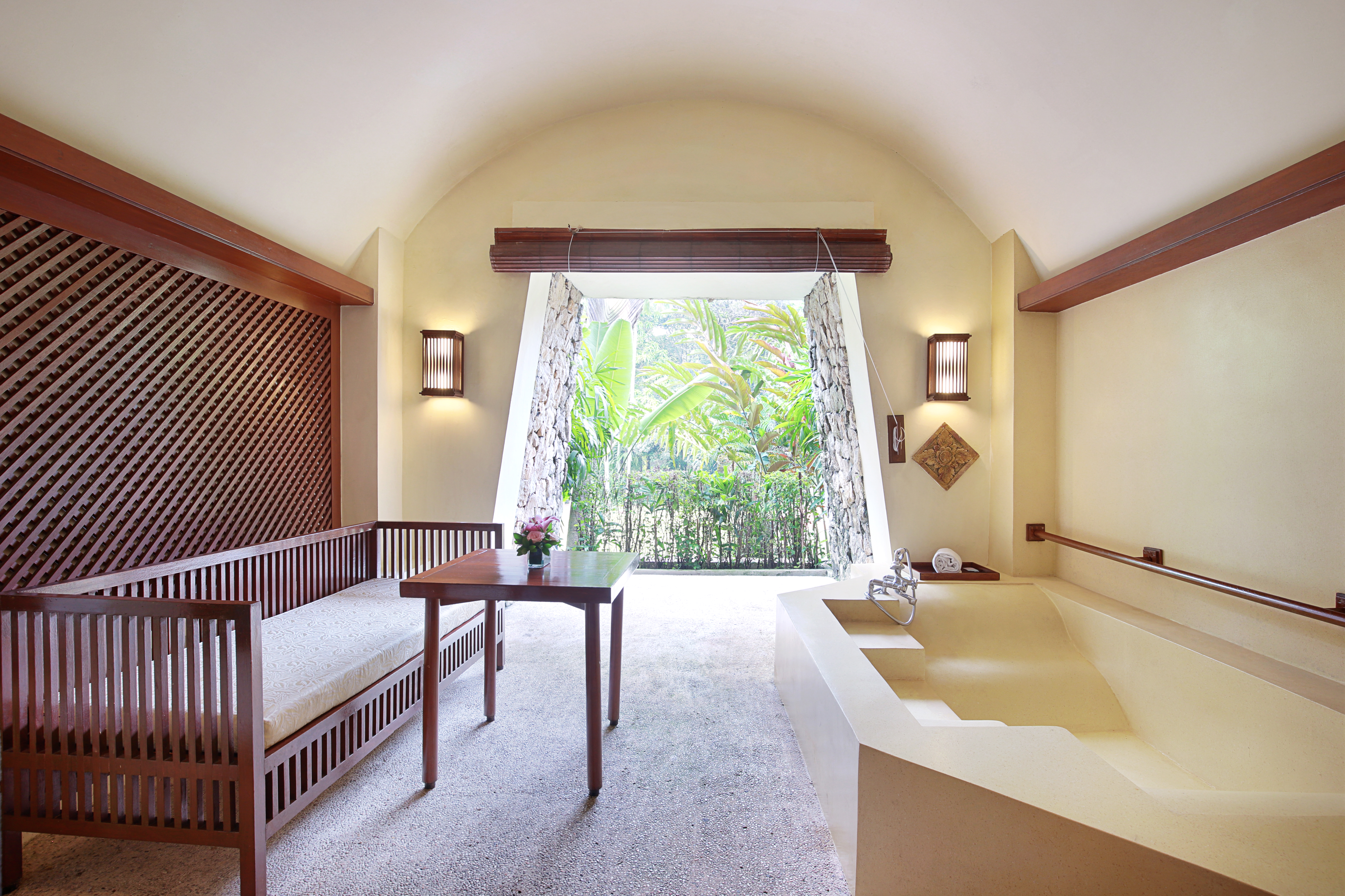 Twin Deluxe Two Beds