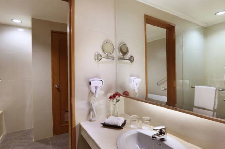 Double or Twin Deluxe