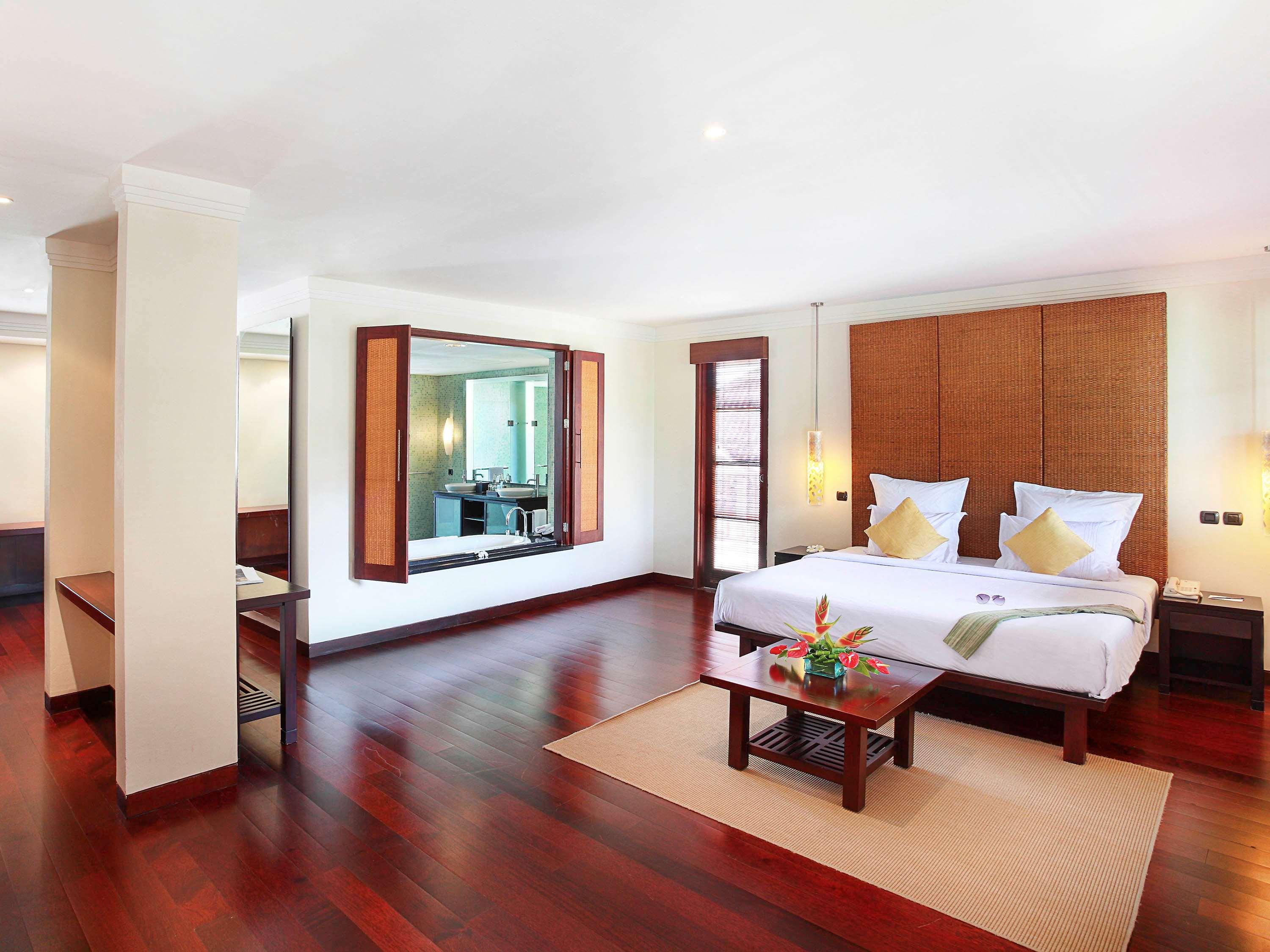 Apartment with Kitchenette