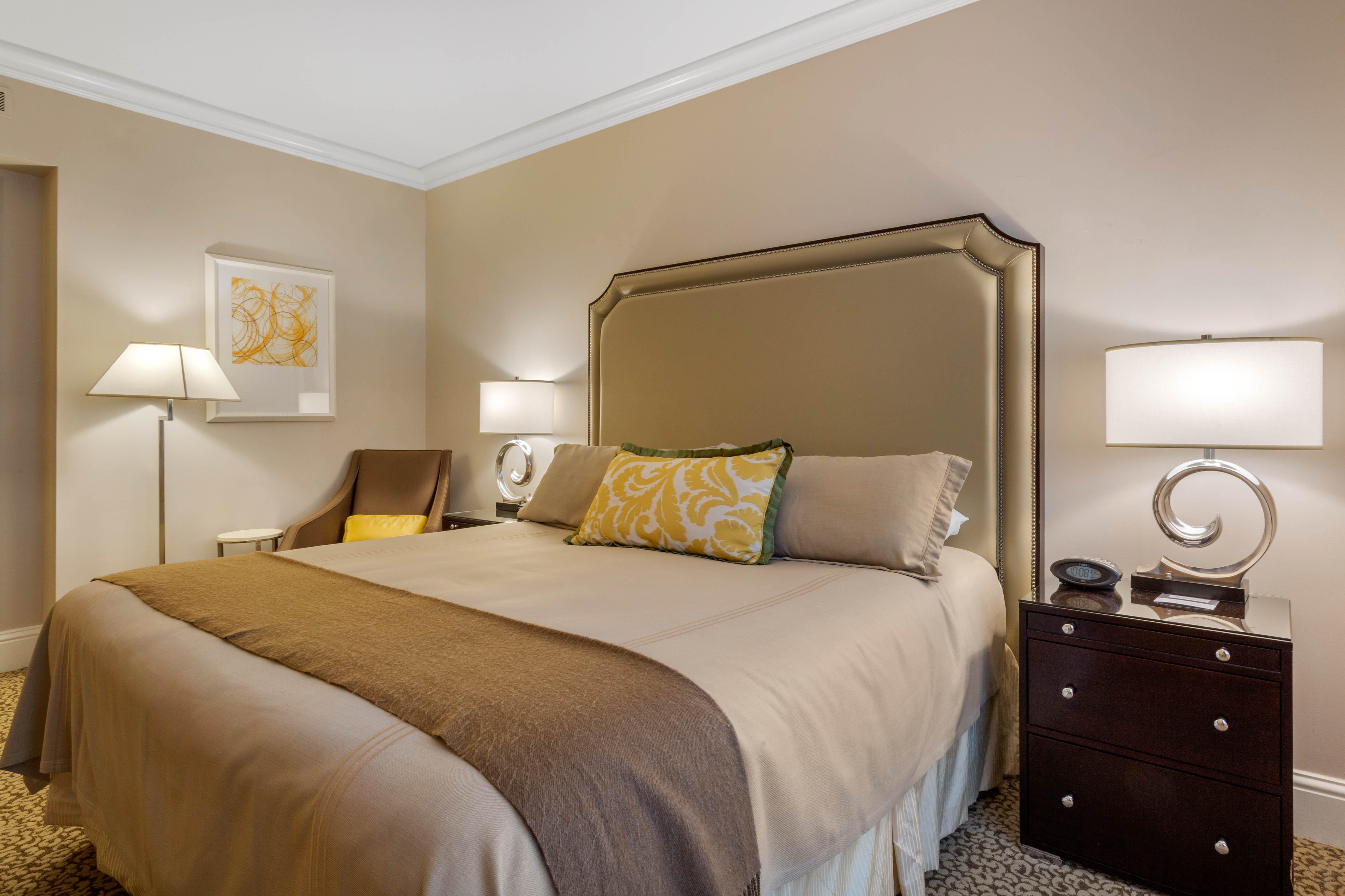 Double Deluxe King Bed