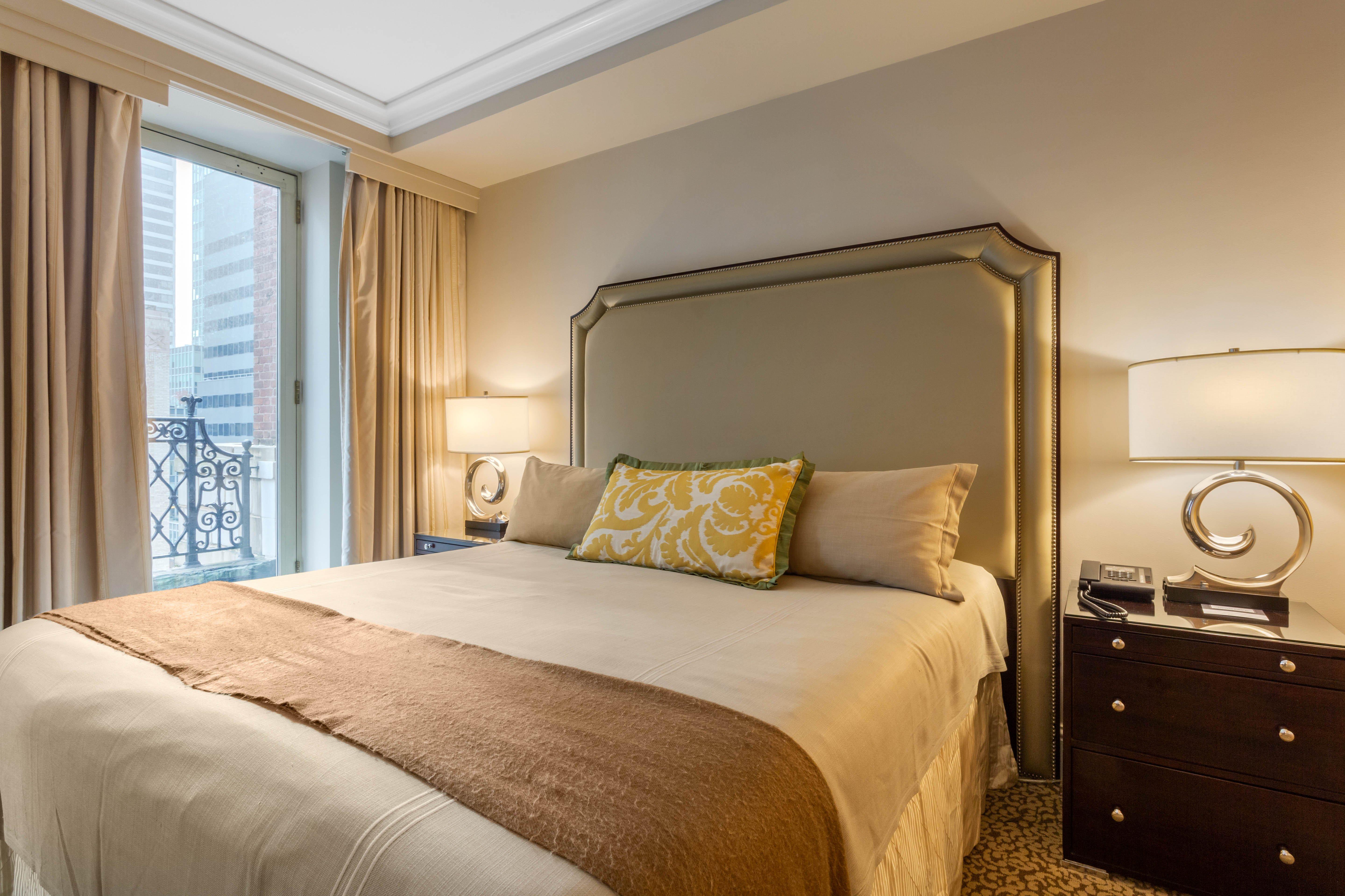 Double Deluxe King Bed