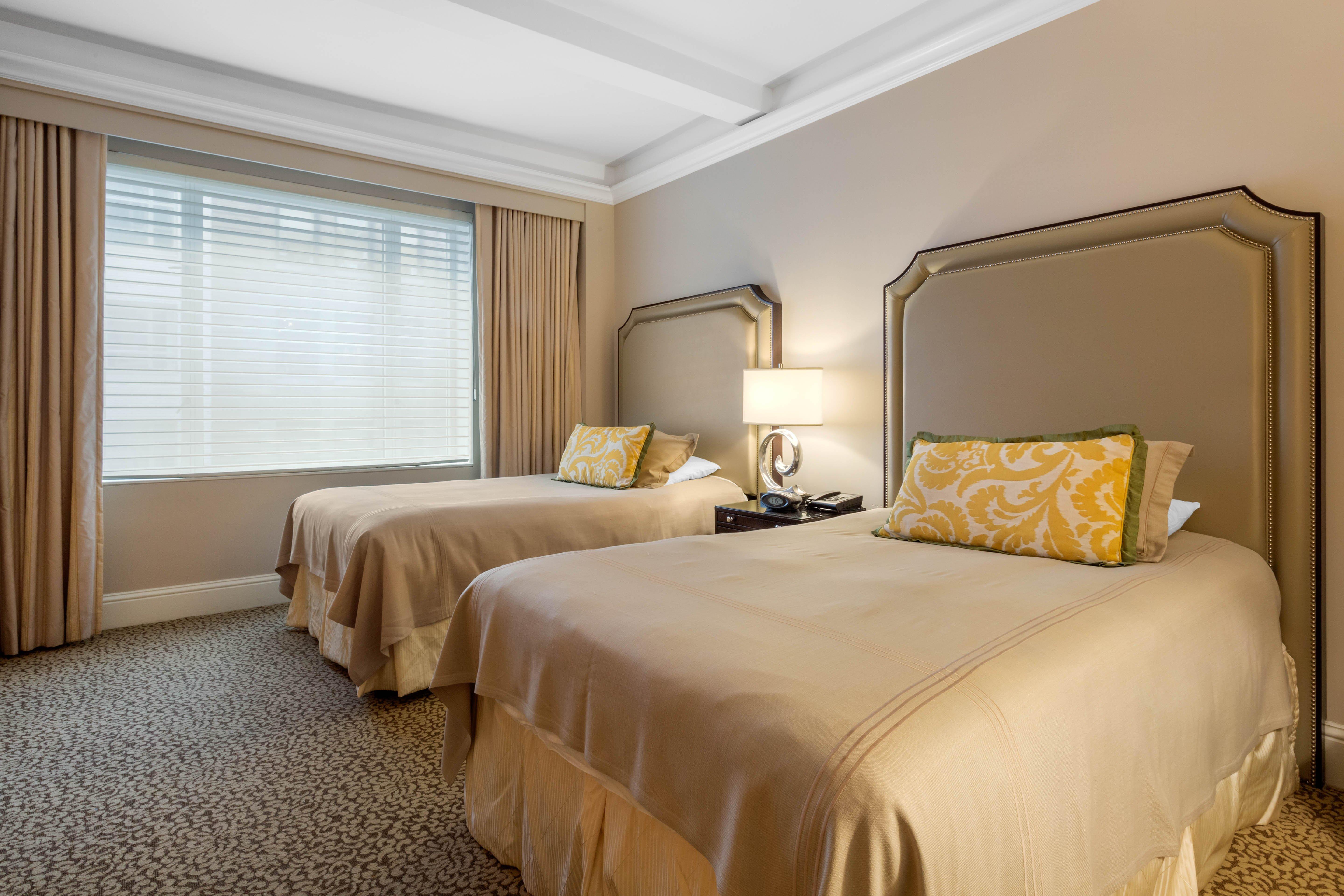 Room City View Two Double Beds