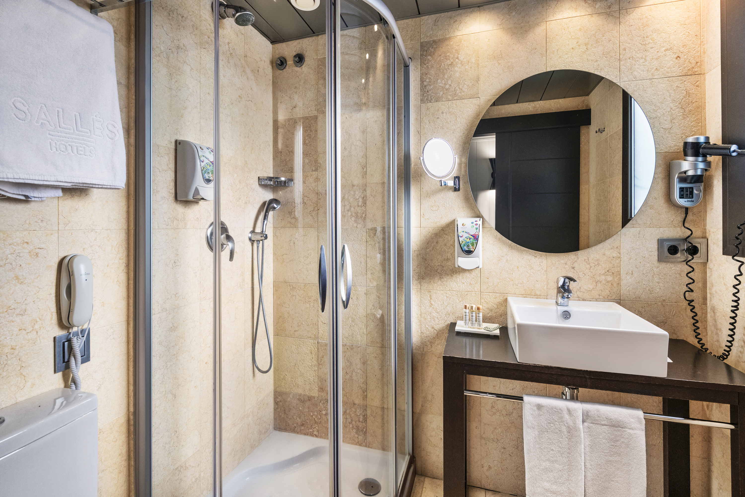 Double or Twin Standard