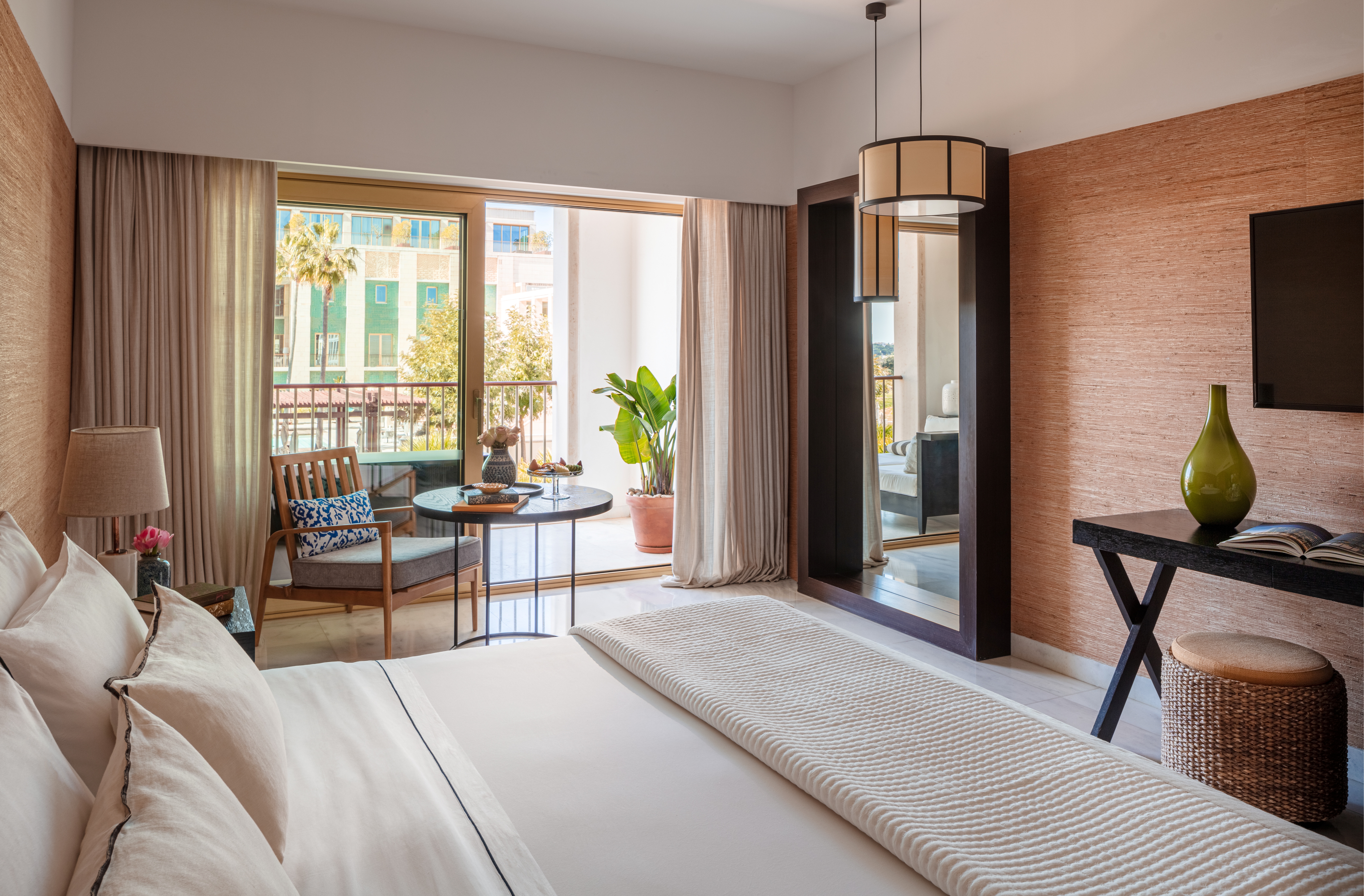 Suite Pool View One Bedroom