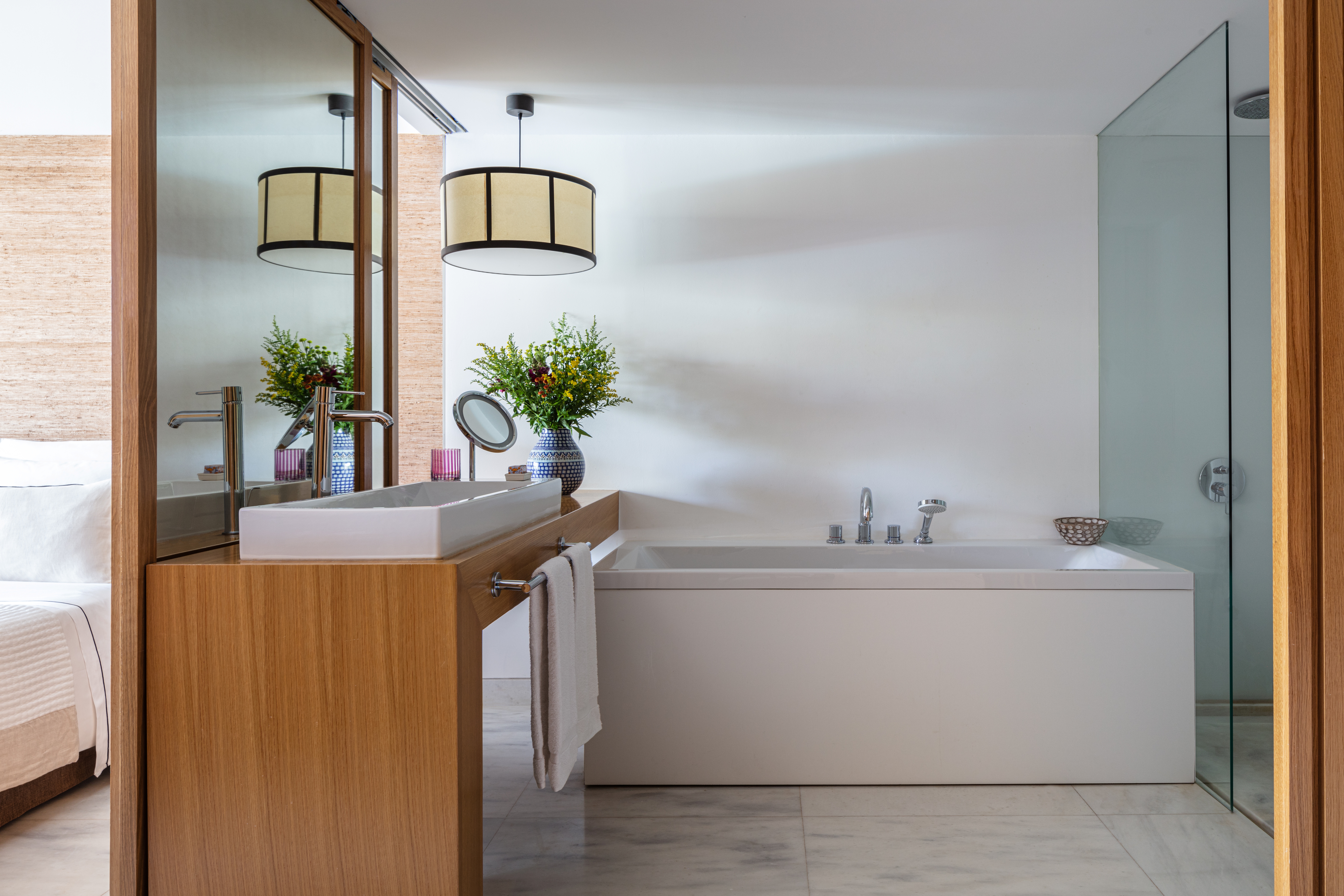 Twin Deluxe Pool View