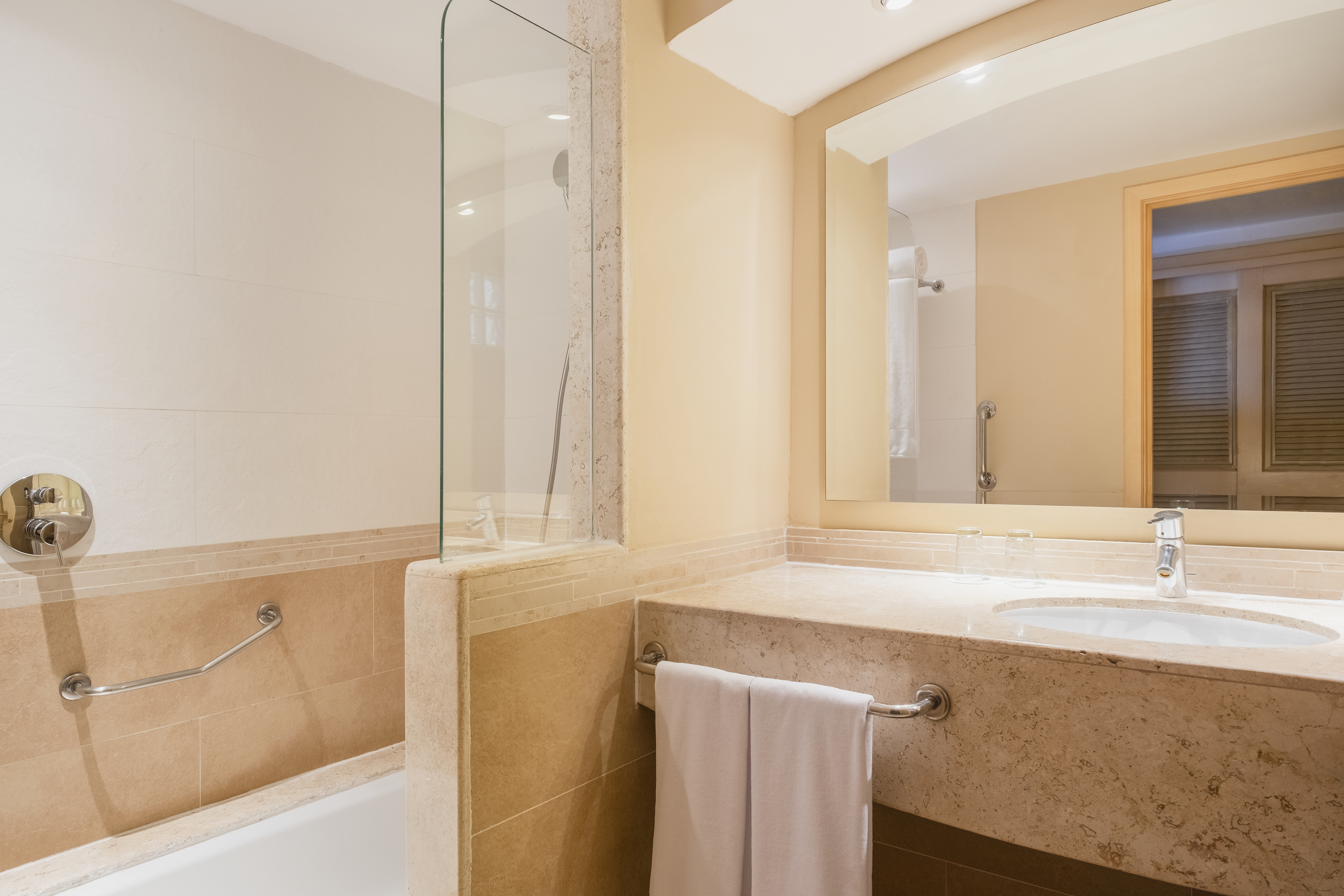 Junior Suite Ocean Front