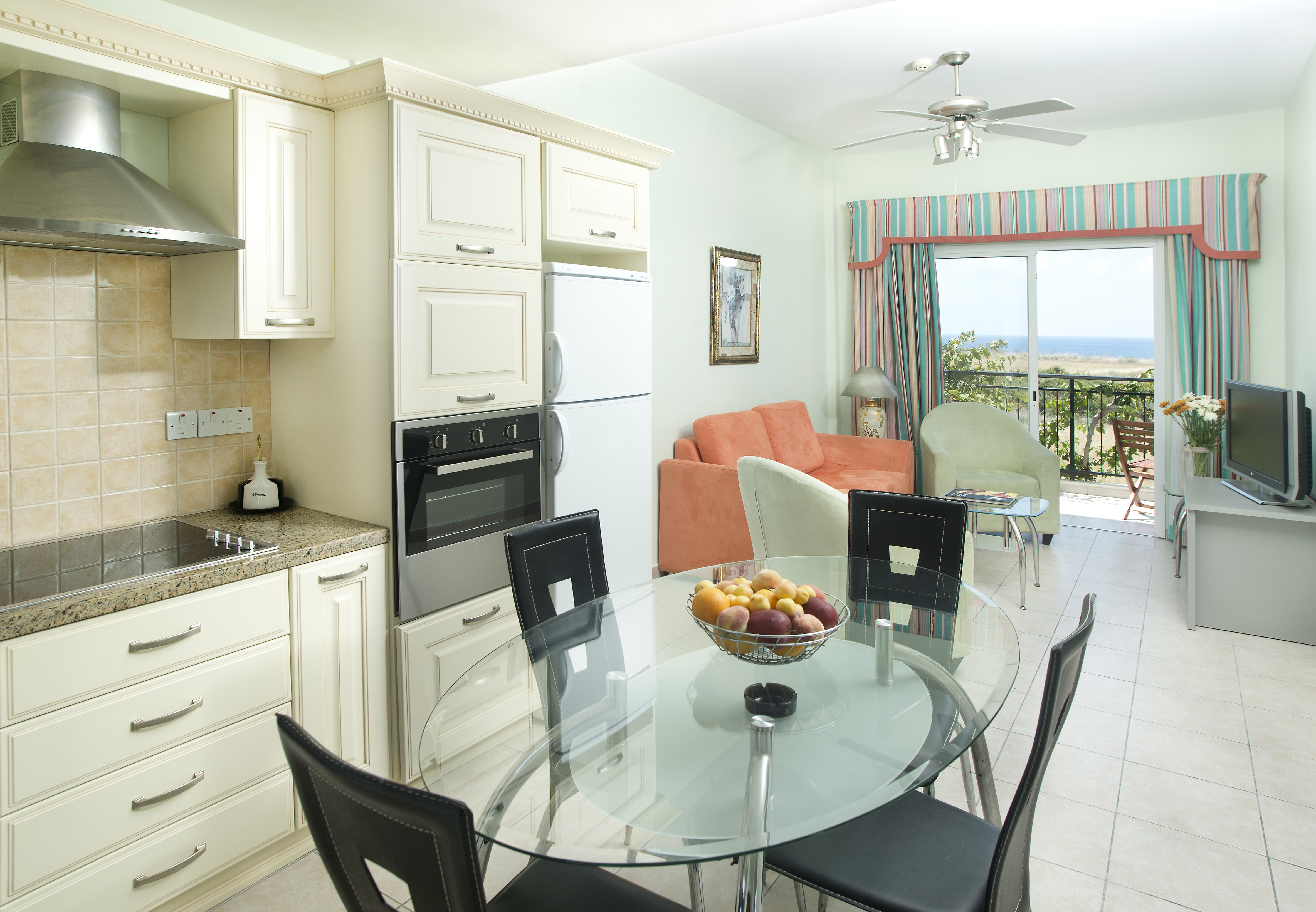 Apartment Partial Ocean View