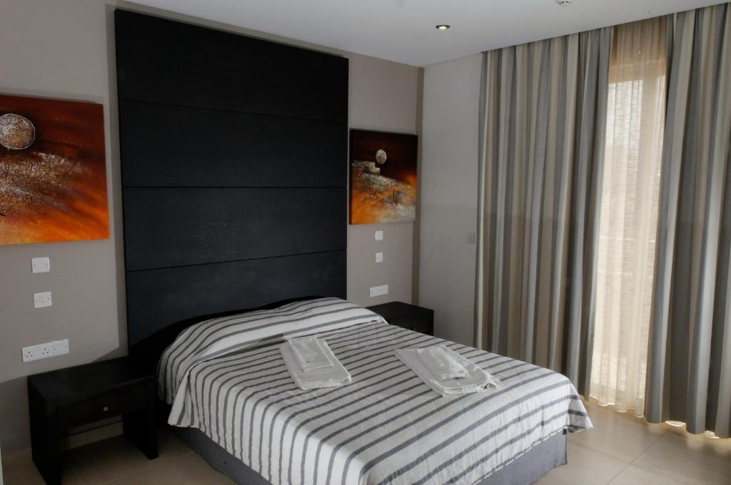 Double or Twin Without Balcony