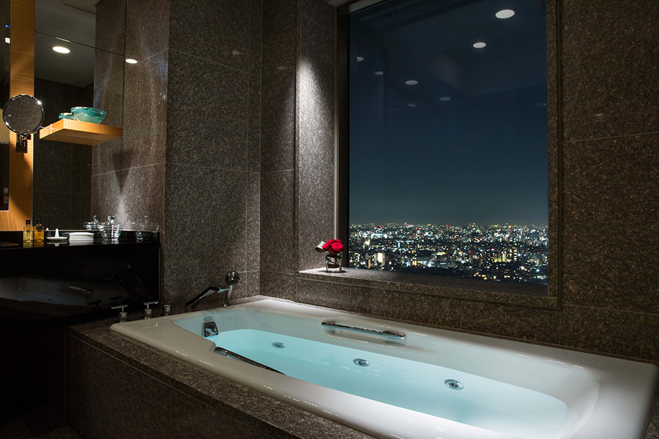 Double Single Executive