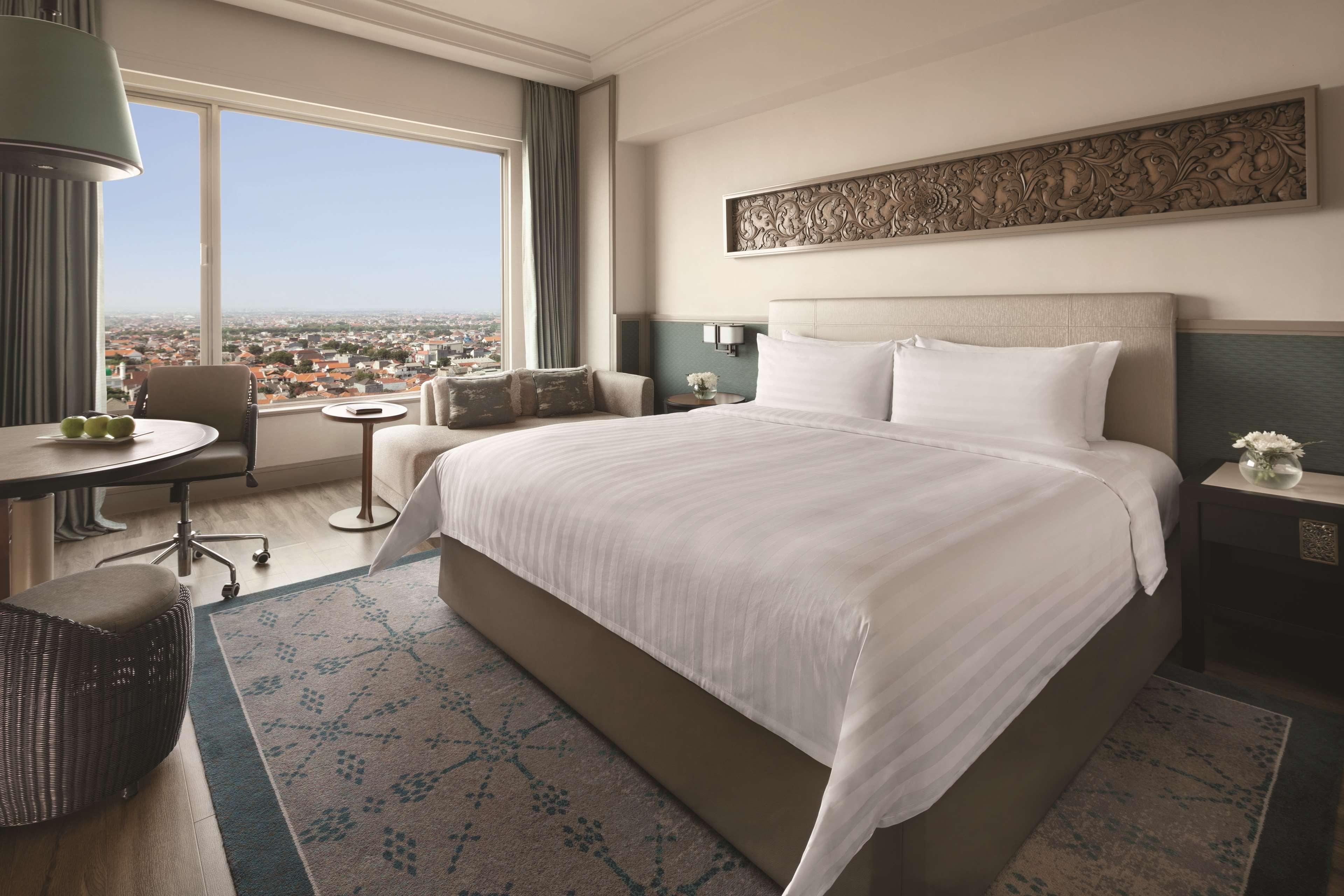 Double Deluxe King Bed