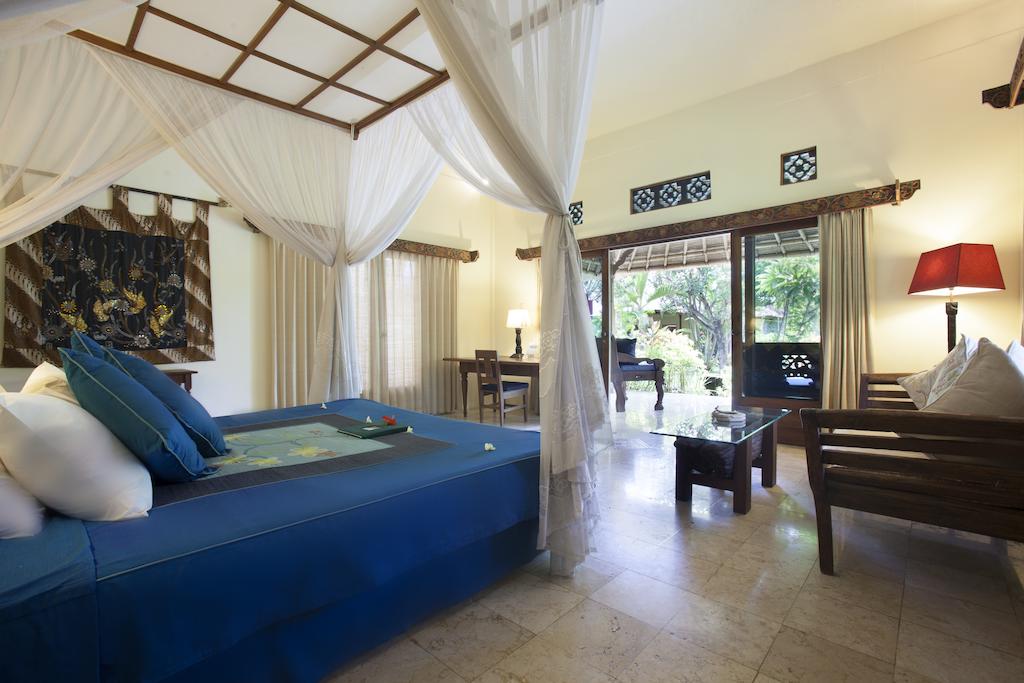 Family Room Standard