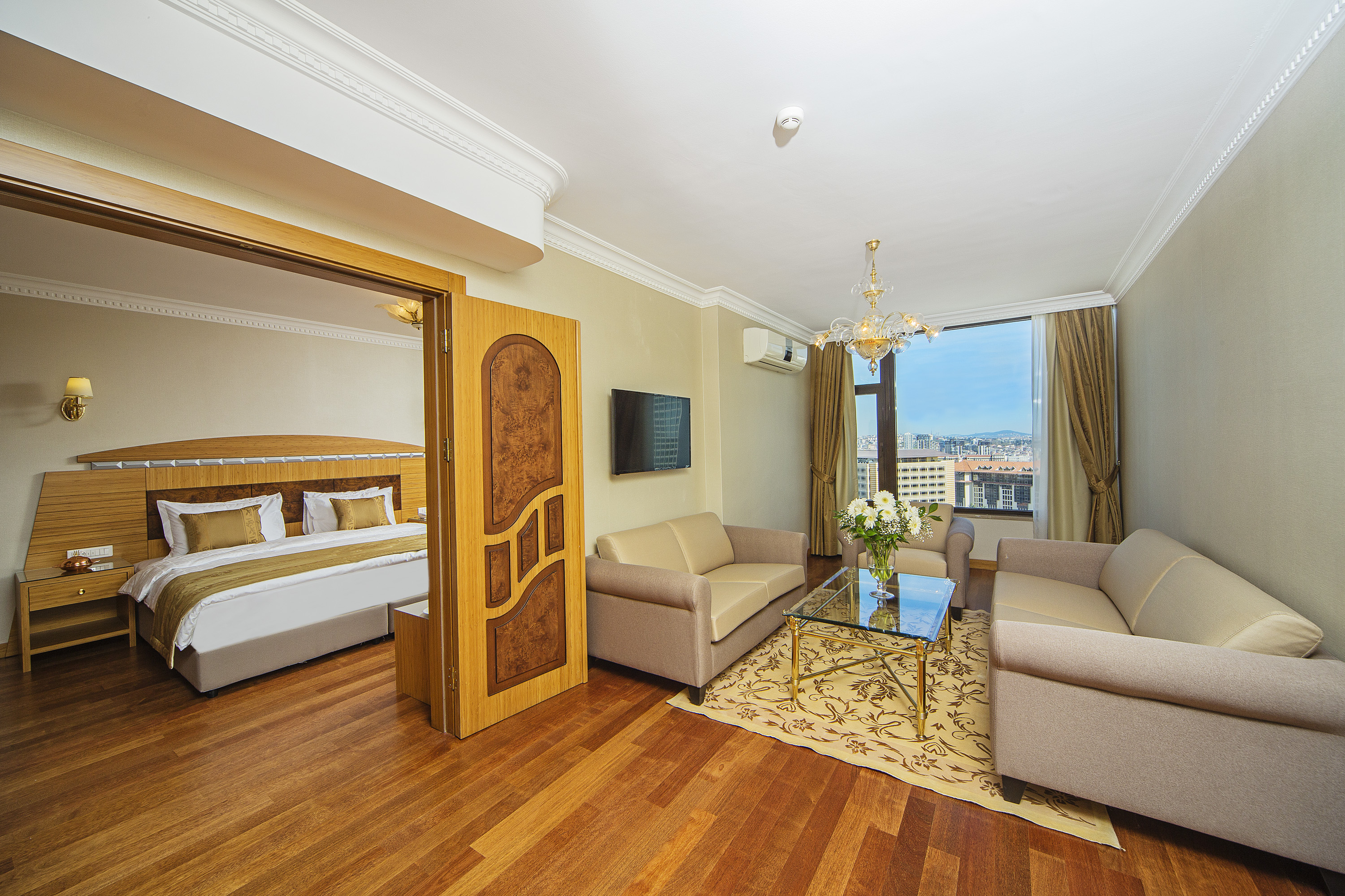 Family Room Connecting Room