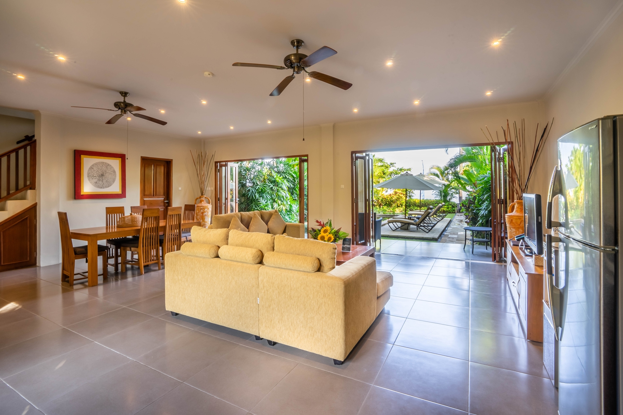 Villa Two Bedrooms with Terrace