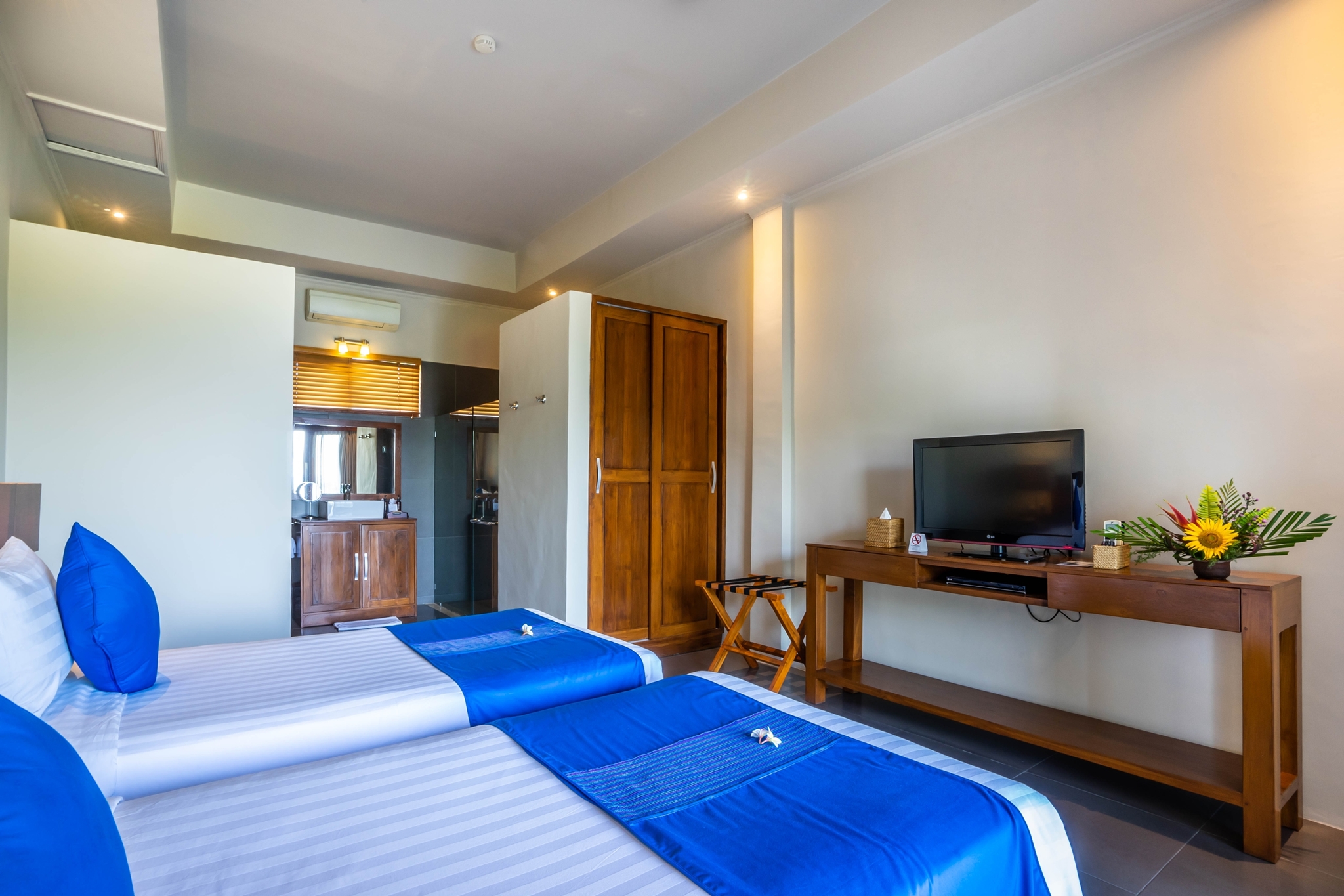 Villa Two Bedrooms with Terrace