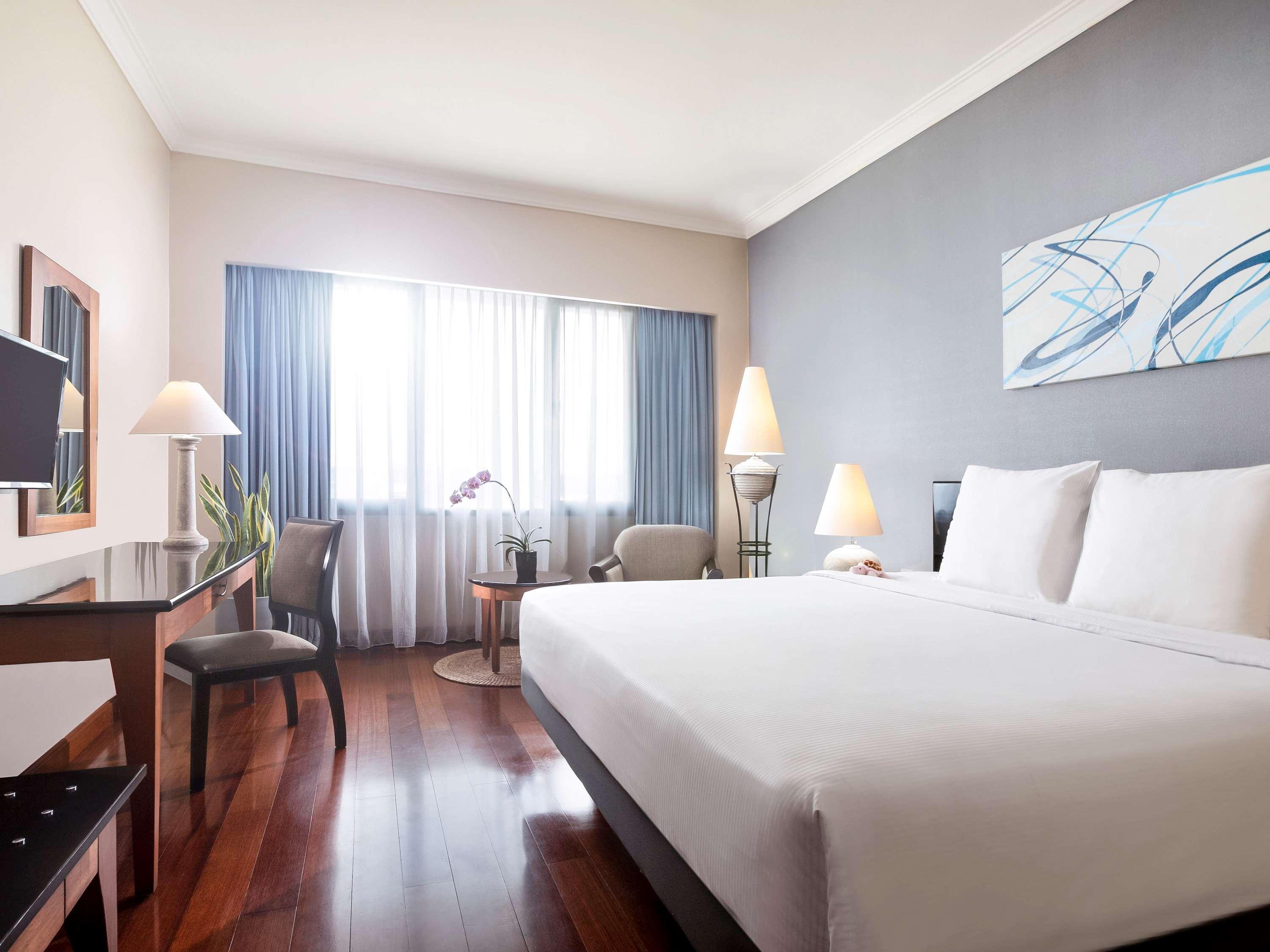 Double King Size Bed