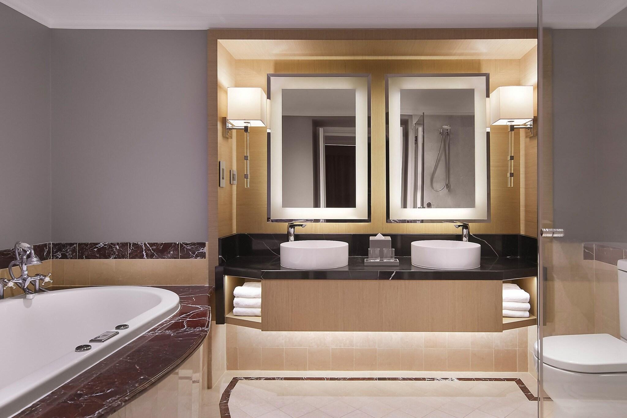 Suite Executive King Bed