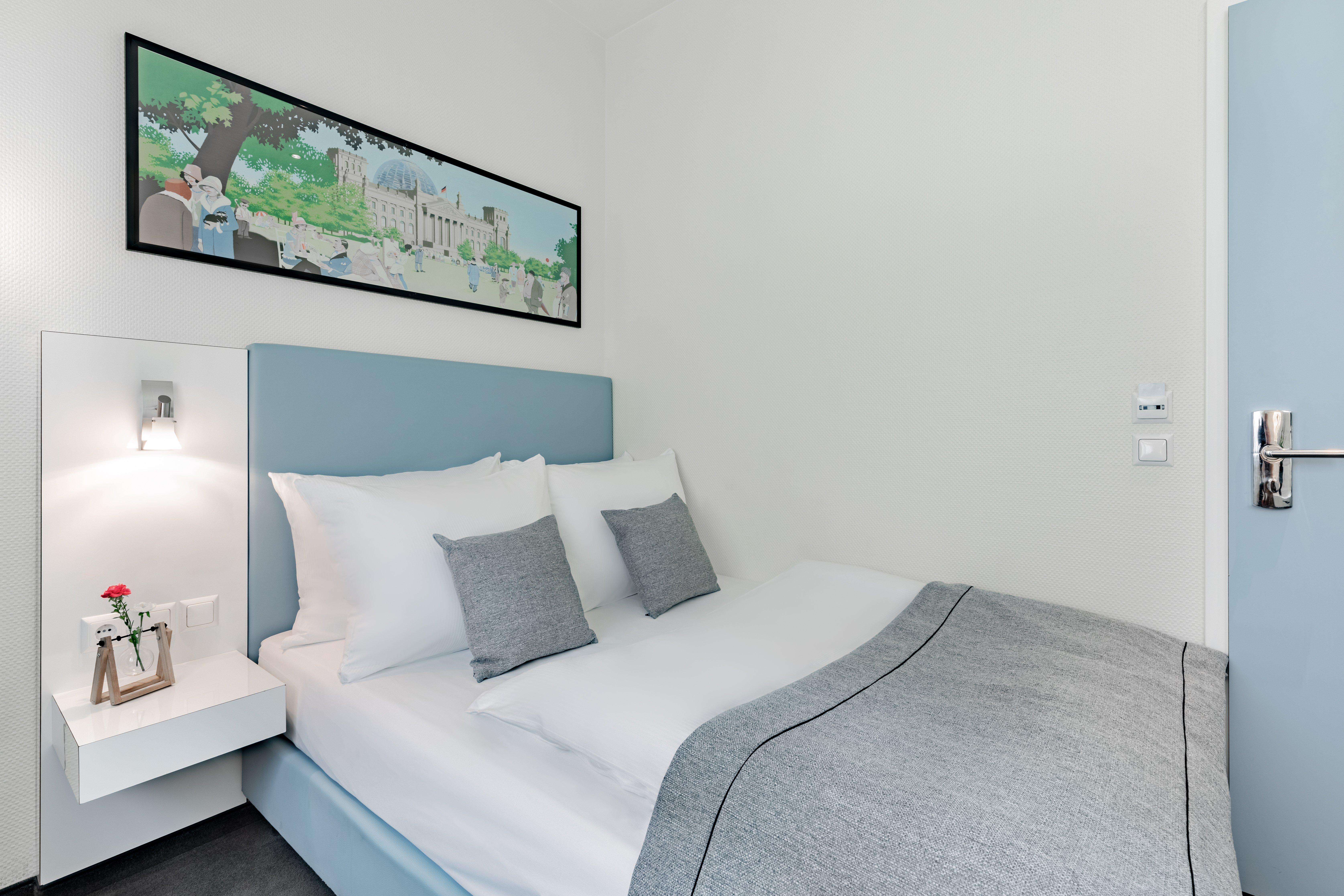 Double Queen Size Bed