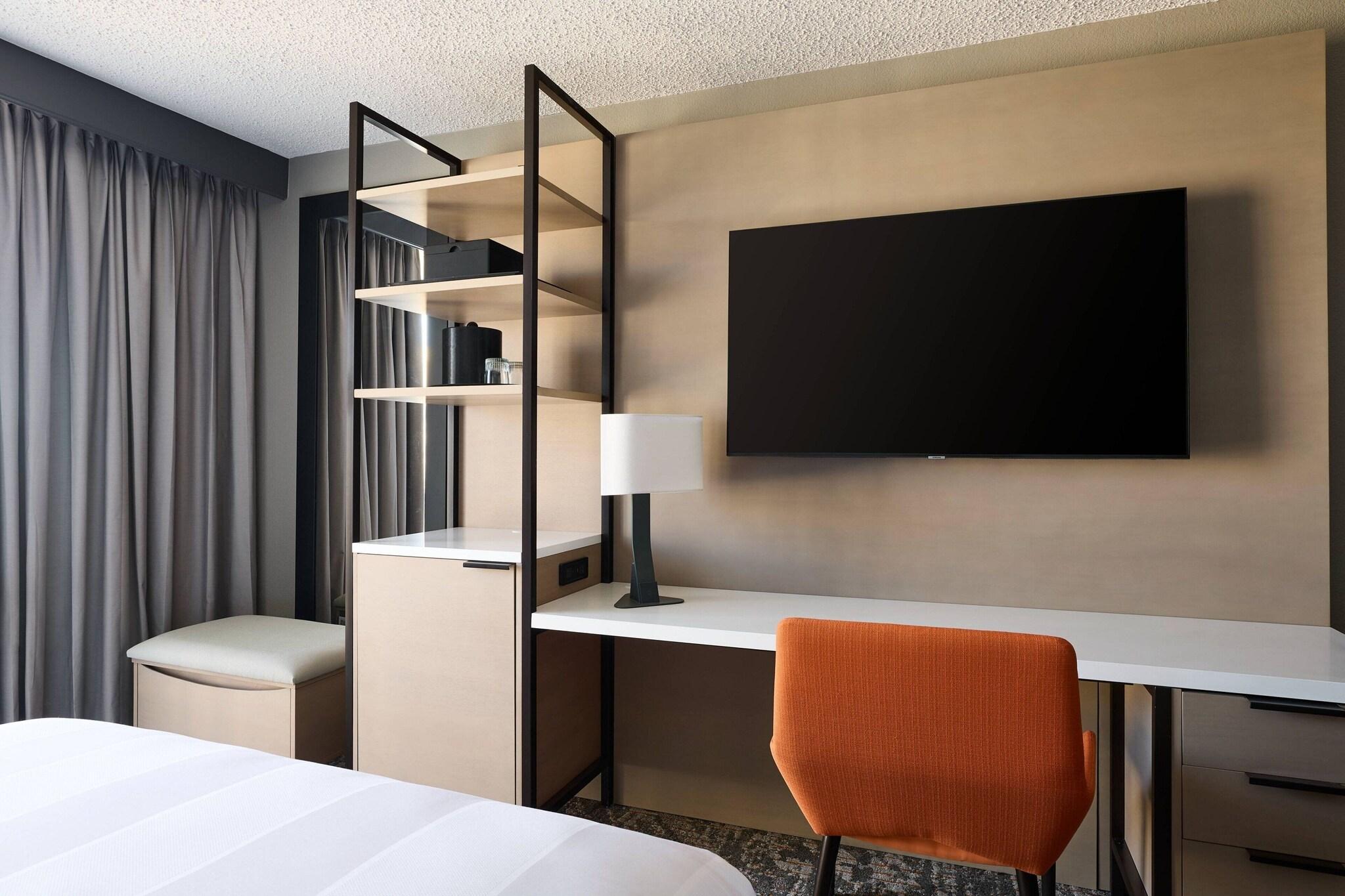 Double Accessible King Size Bed