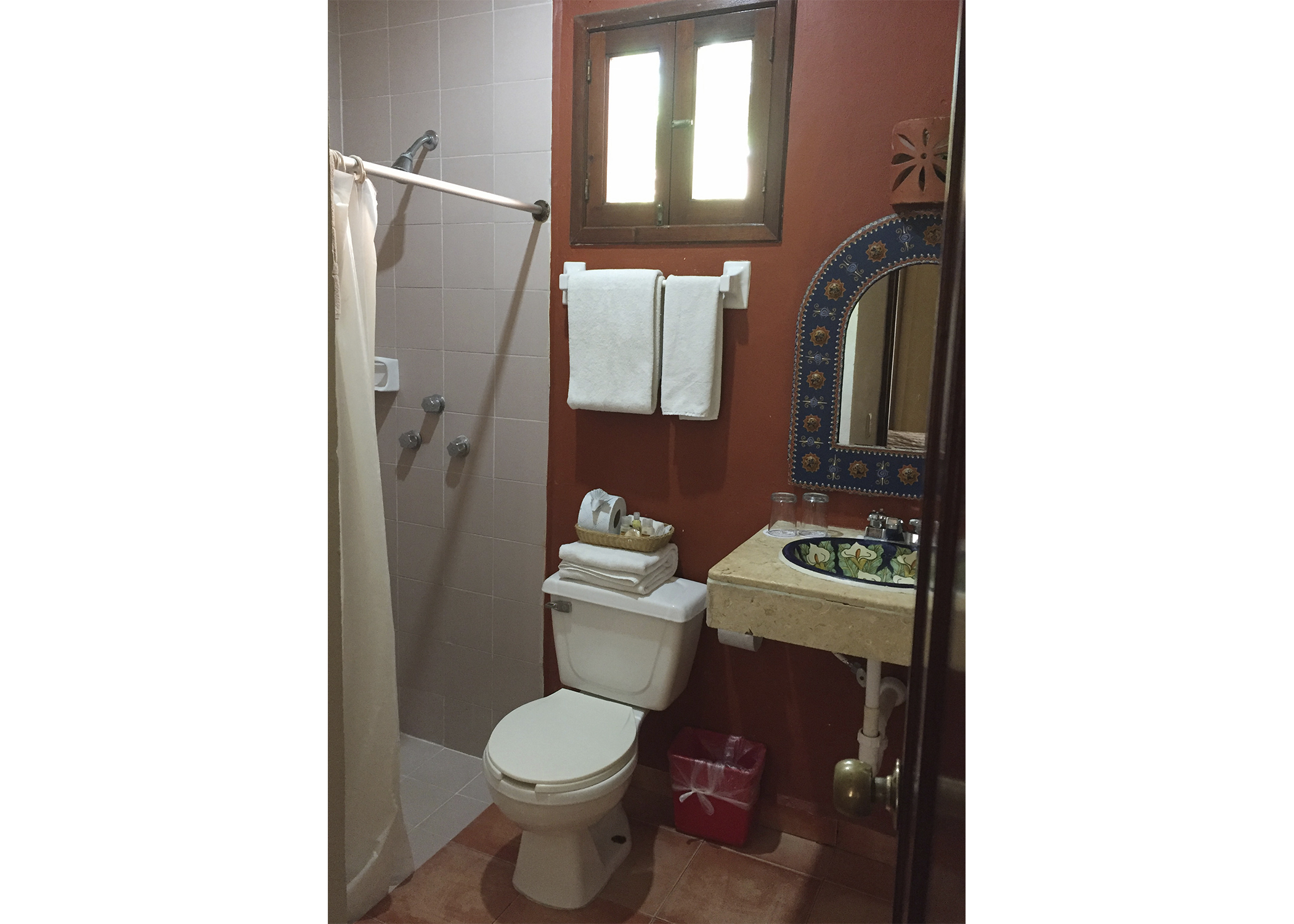 Studio Queen Size Bed